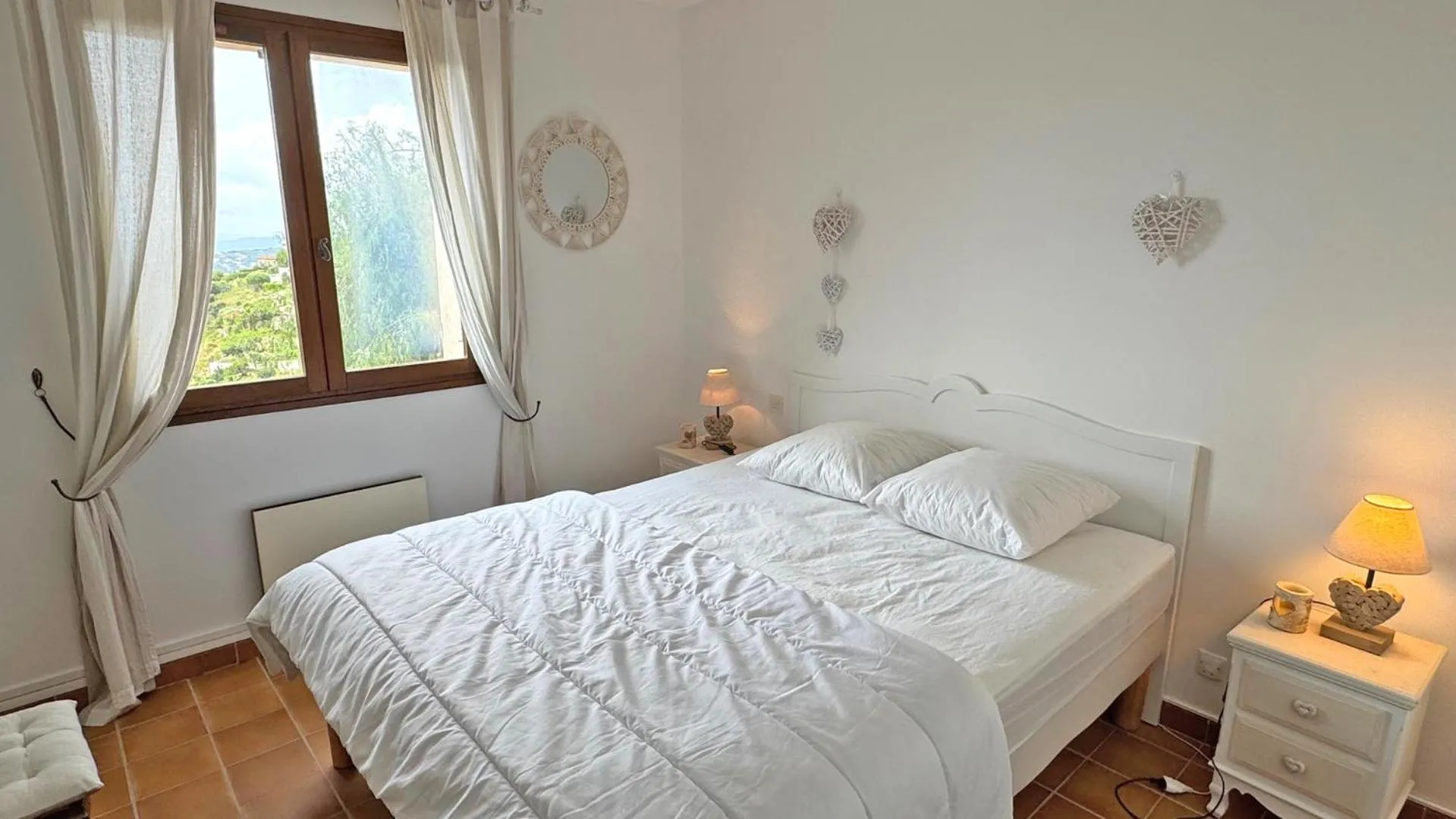 Bedroom, Bed in Villa Lisuzem