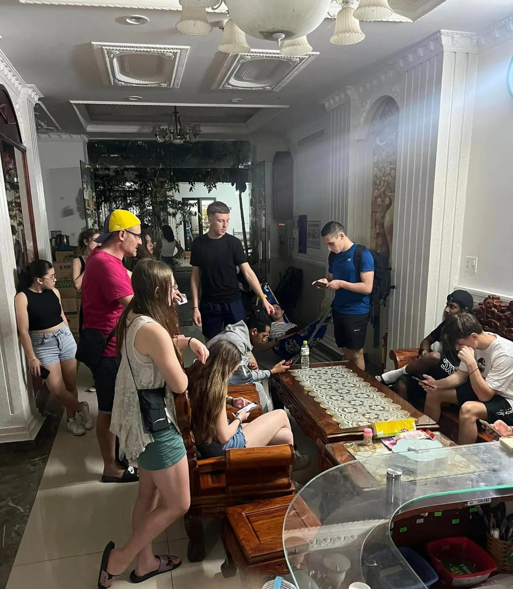 People in Sao Mai Hotel Can Tho