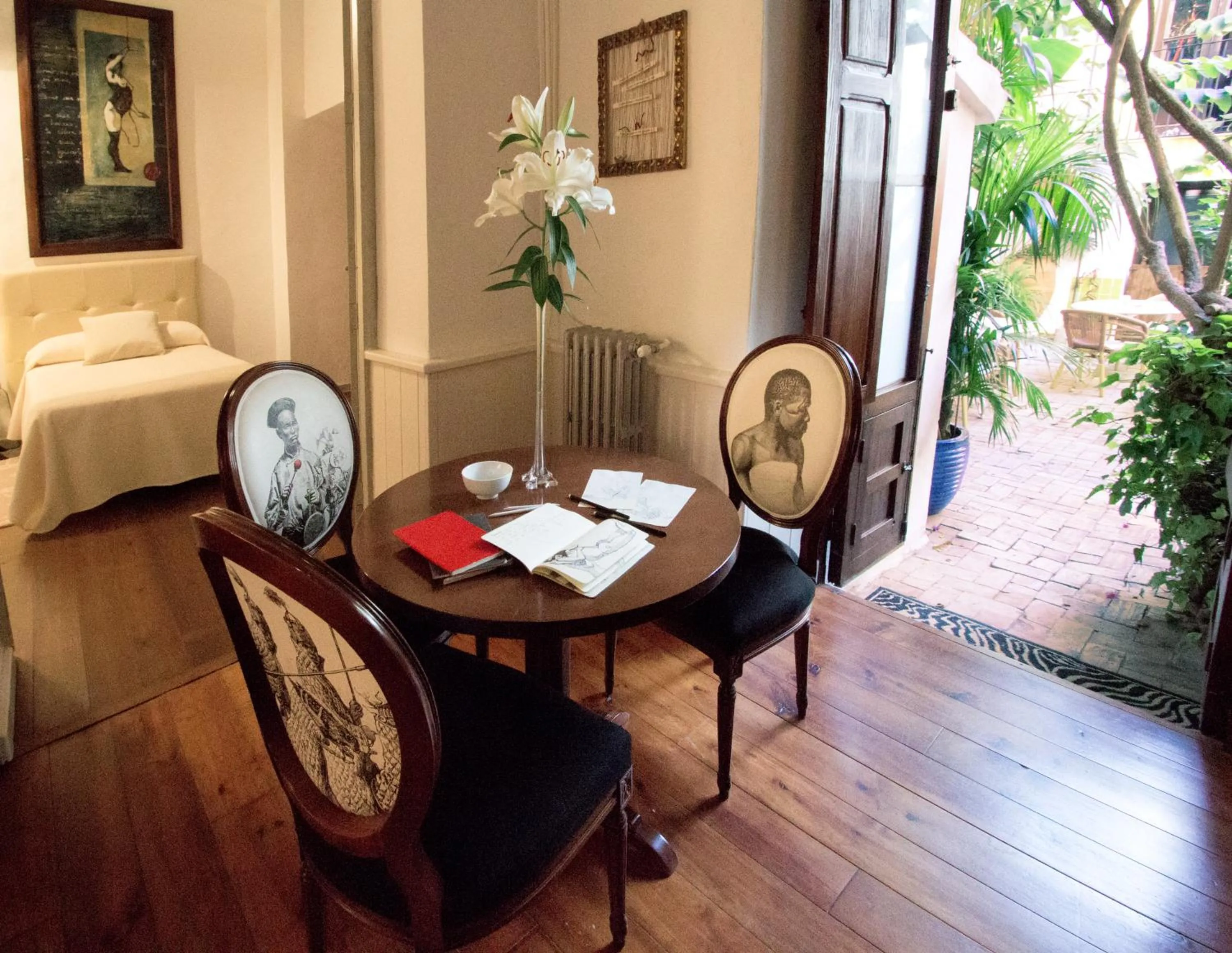 Living room, Bed in Art Boutique Hotel Chamarel