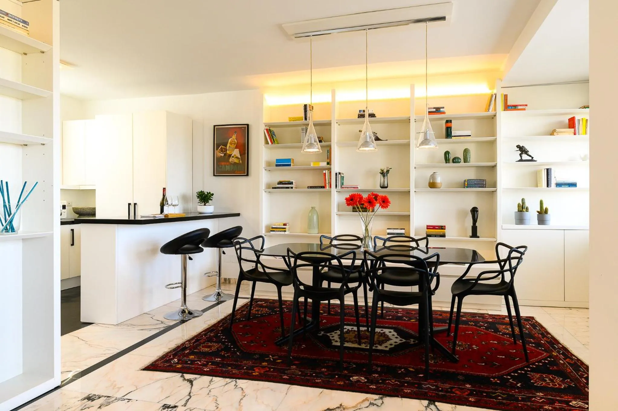Dining area in Peaceful Penthouse with Garage by NDP rent