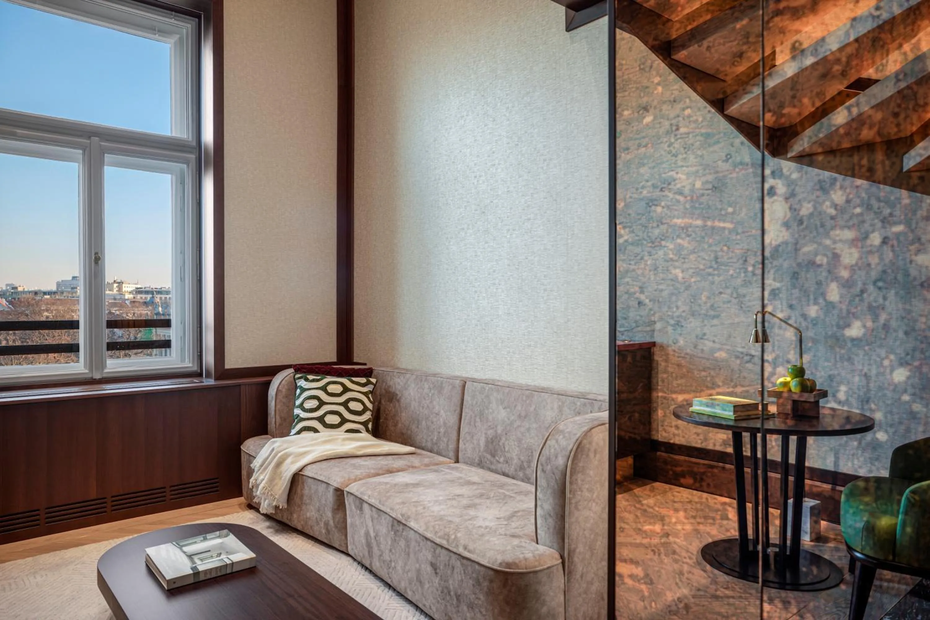 Photo of the whole room in Almanac Palais Vienna