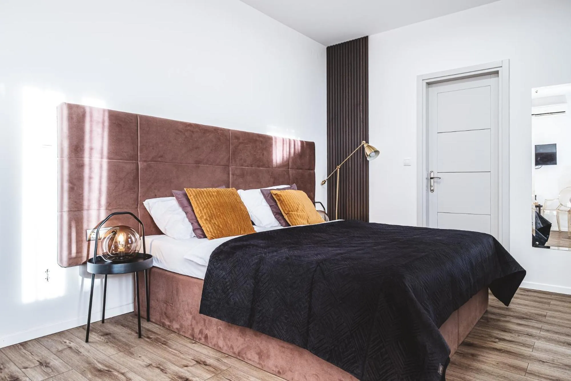 Bed in National Plus