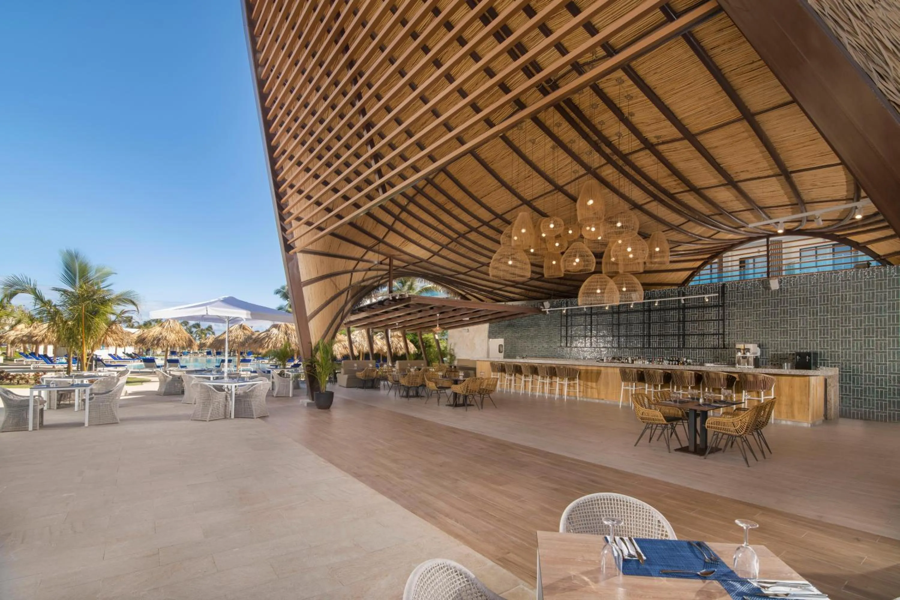 Lounge or bar in Serenade All Suites - Adults Only Resort