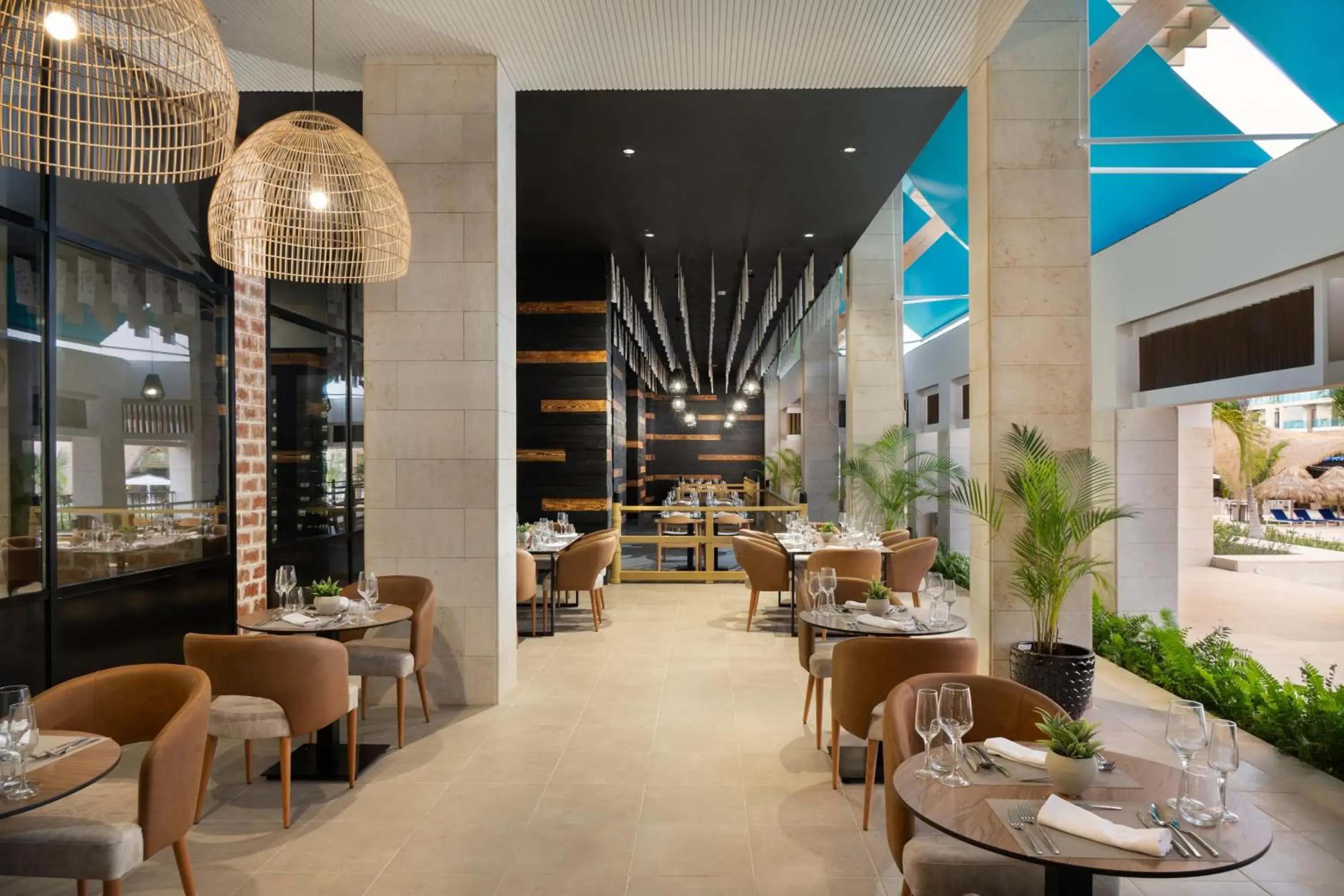 Restaurant/places to eat in Serenade All Suites - Adults Only Resort Restaurant/places to eat in Serenade All Suites - Adults Only Resort