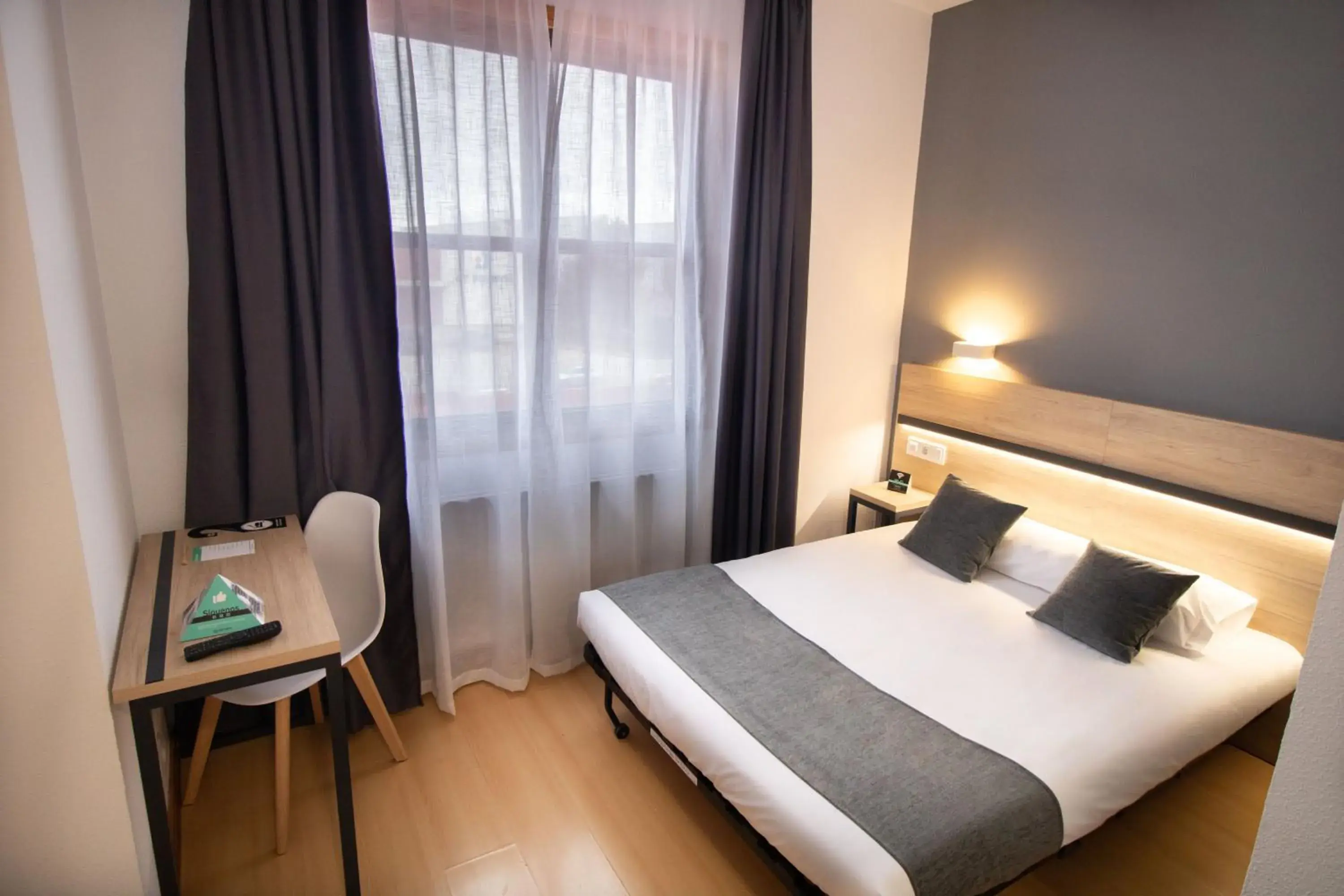 Bedroom, Bed in Alda Puerto Seco Bedroom, Bed in Alda Puerto Seco