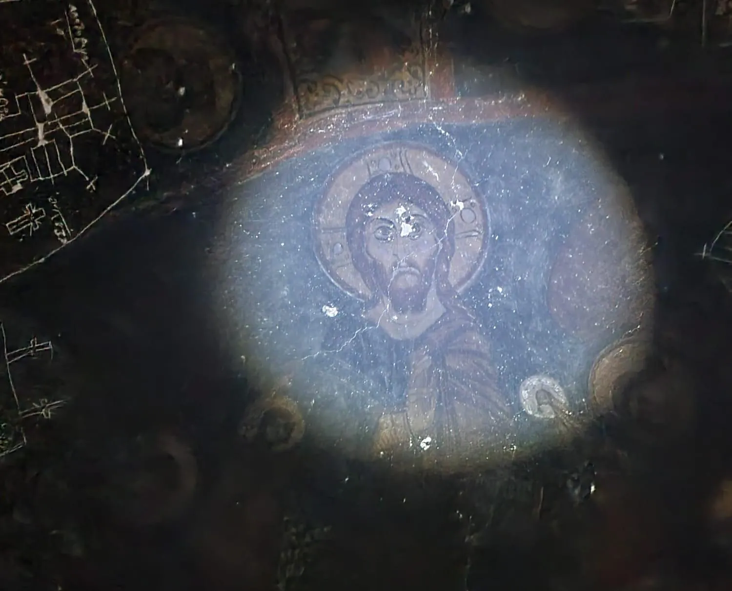 Nearby landmark in Sinasos Evleri