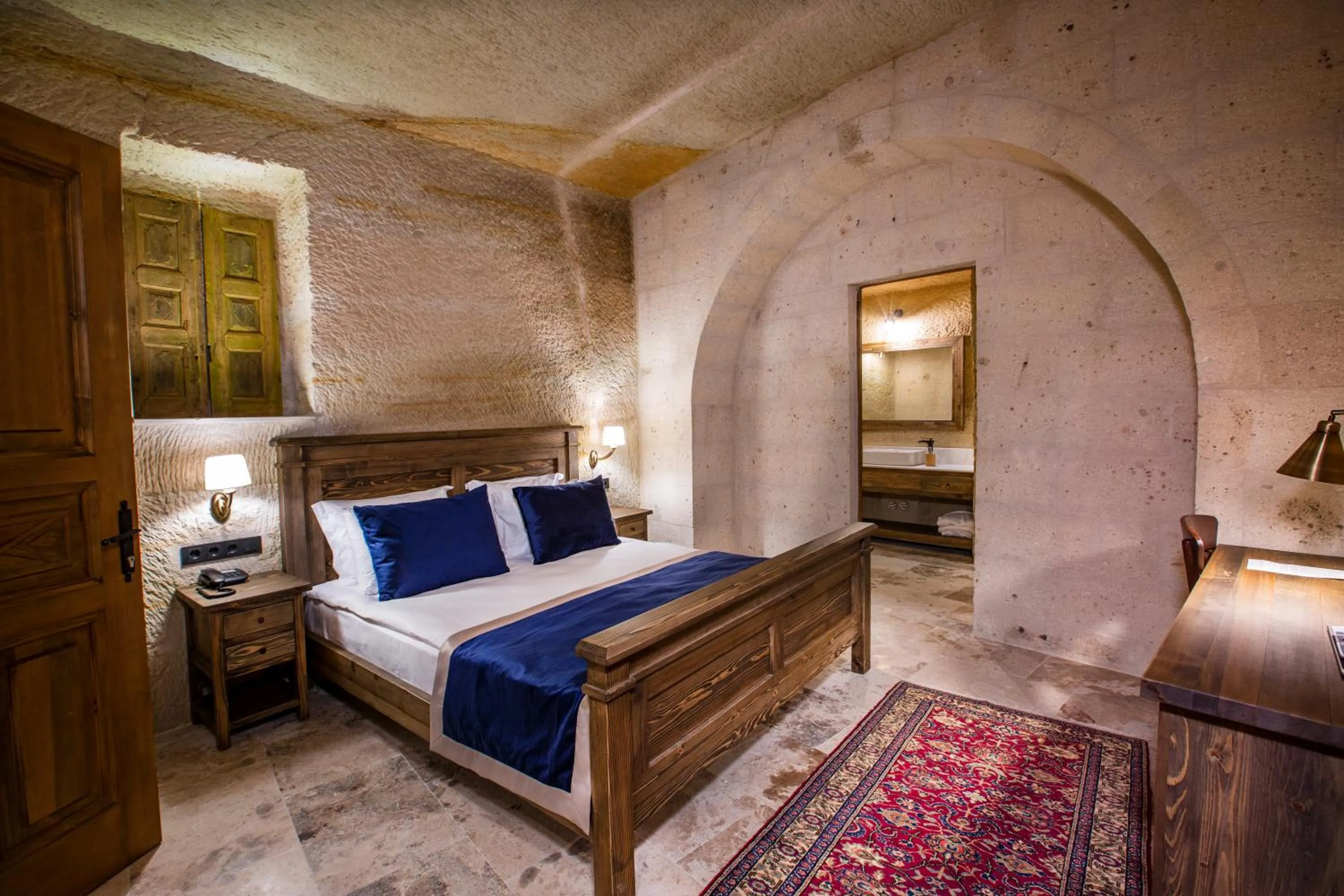 Bed in Sinasos Evleri