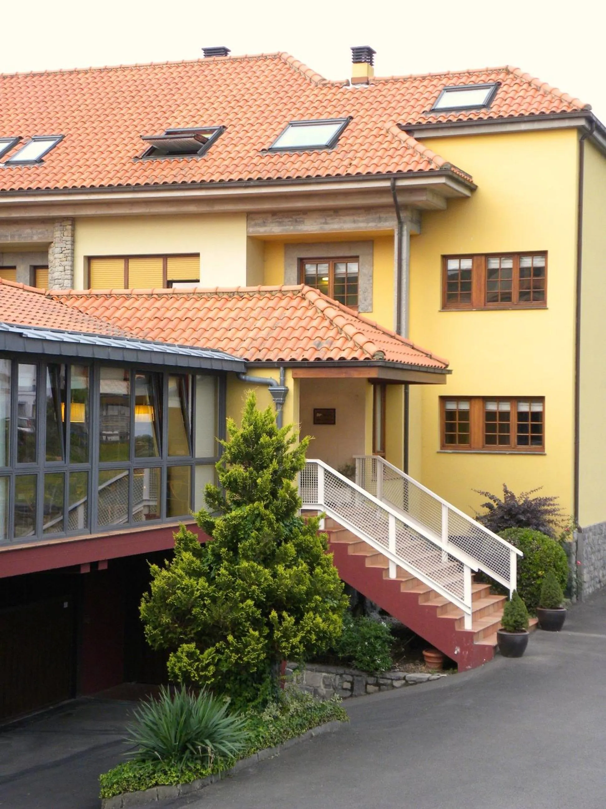 Property building in Miracielos