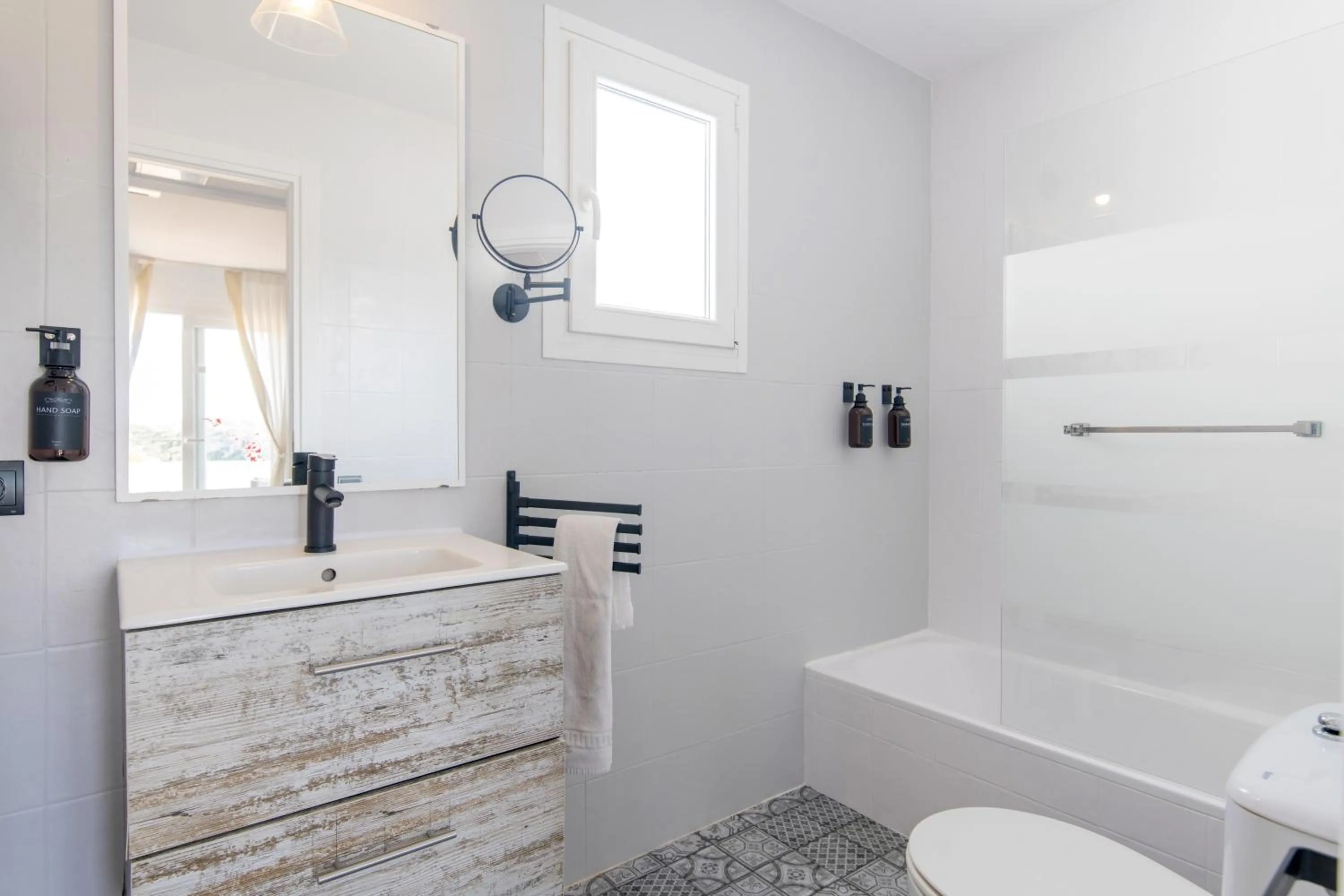 Bathroom in Hotel Sa Barrera - Adults Only