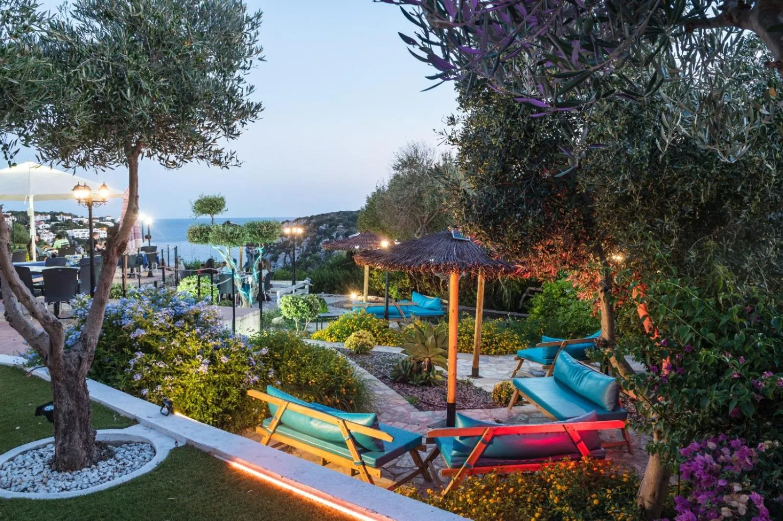 Garden in Hotel Sa Barrera - Adults Only