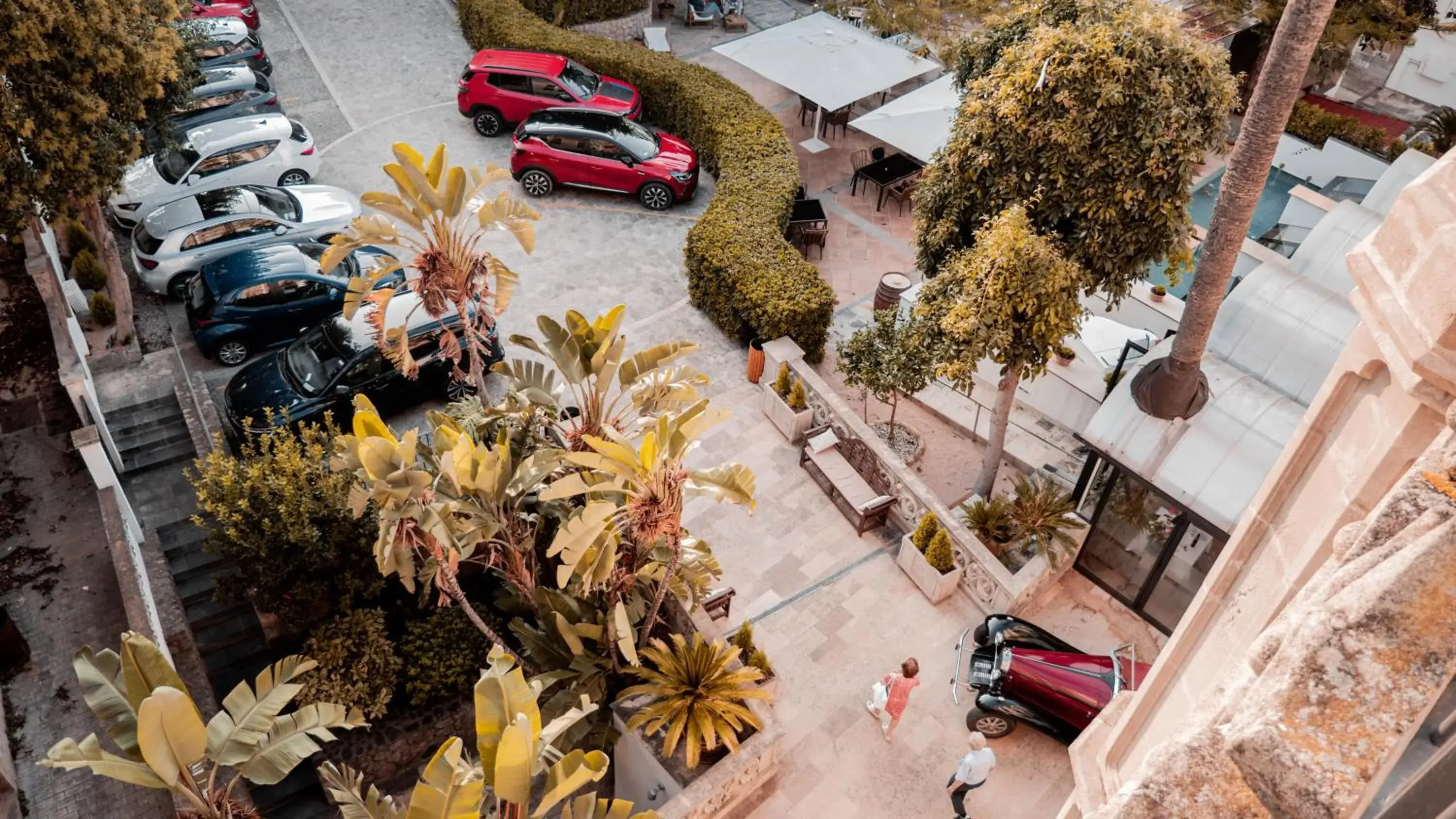 Facade/entrance in Gran Hotel Soller Facade/entrance in Gran Hotel Soller