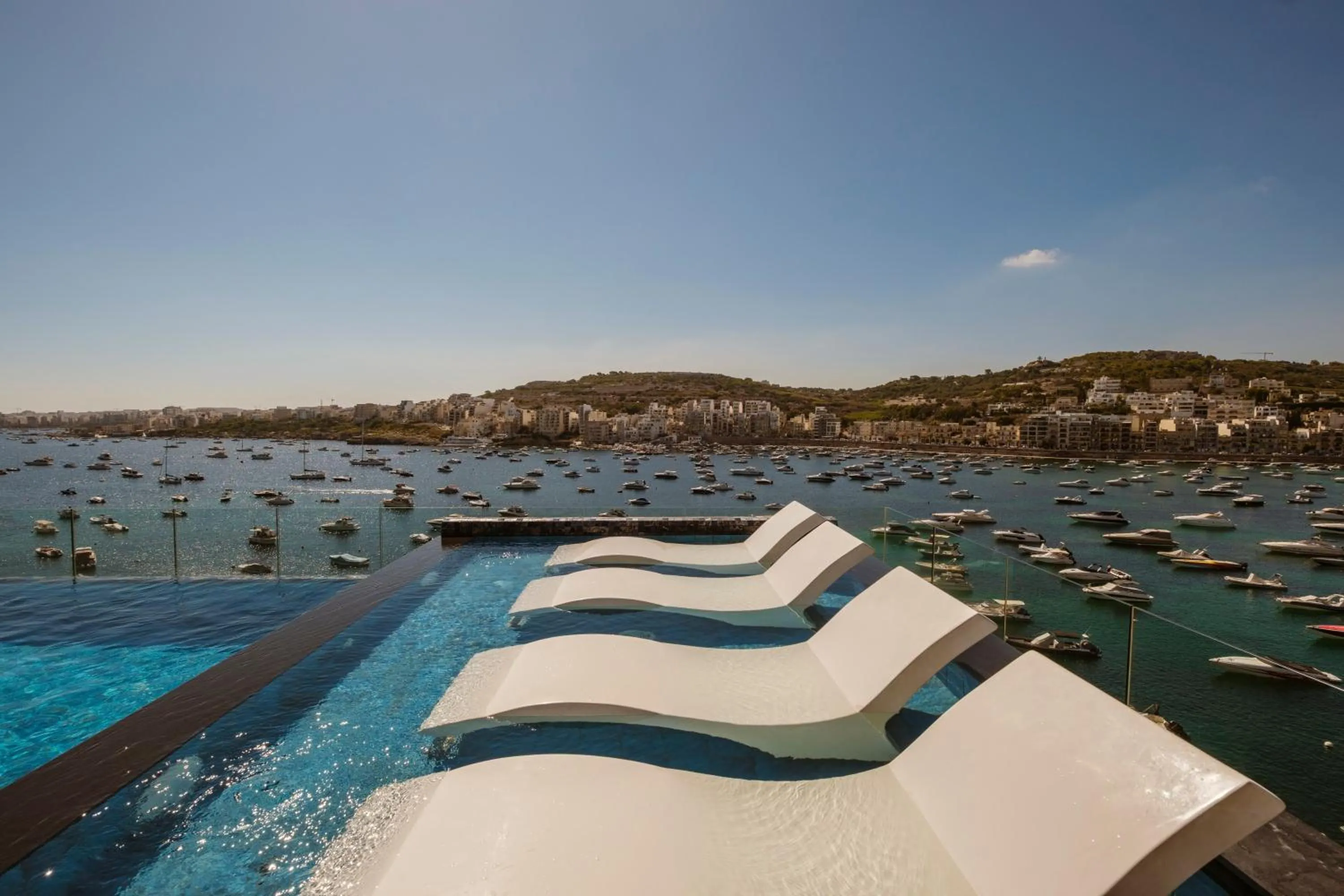 Pool view in Damare Resort & SPA