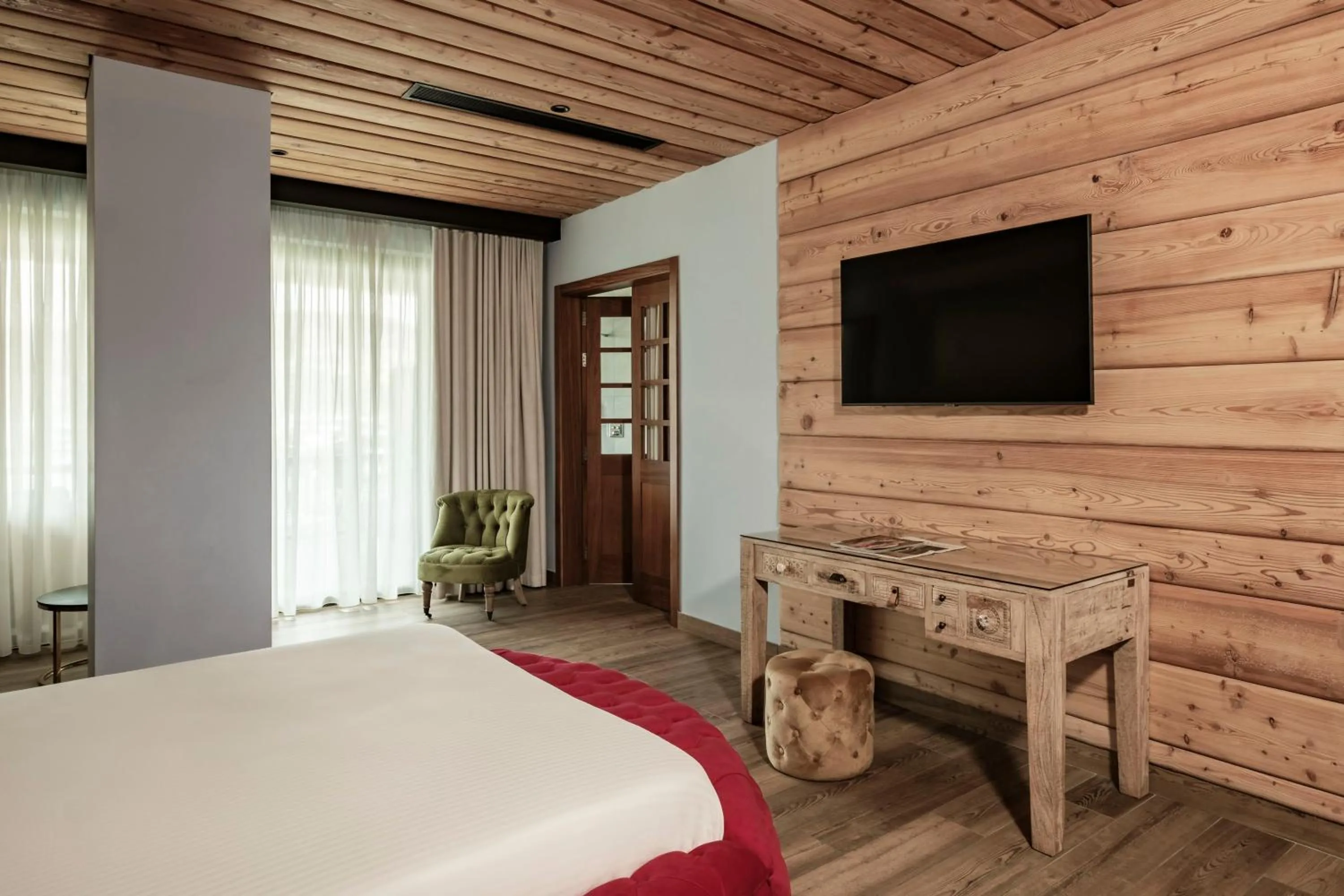 TV and multimedia, Bed in Damare Resort & SPA