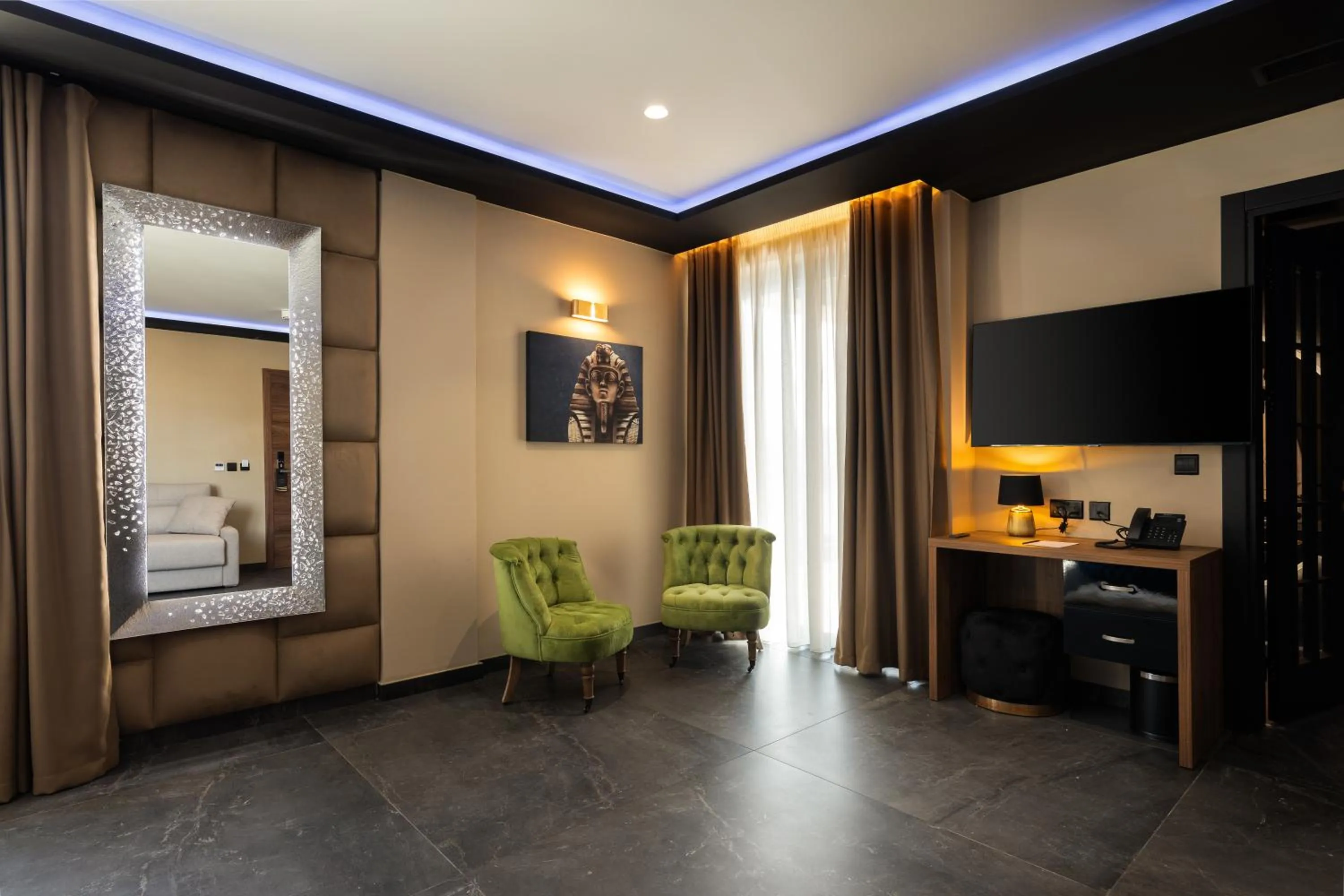 Deluxe Triple Room with Sea View in Damare Resort & SPA