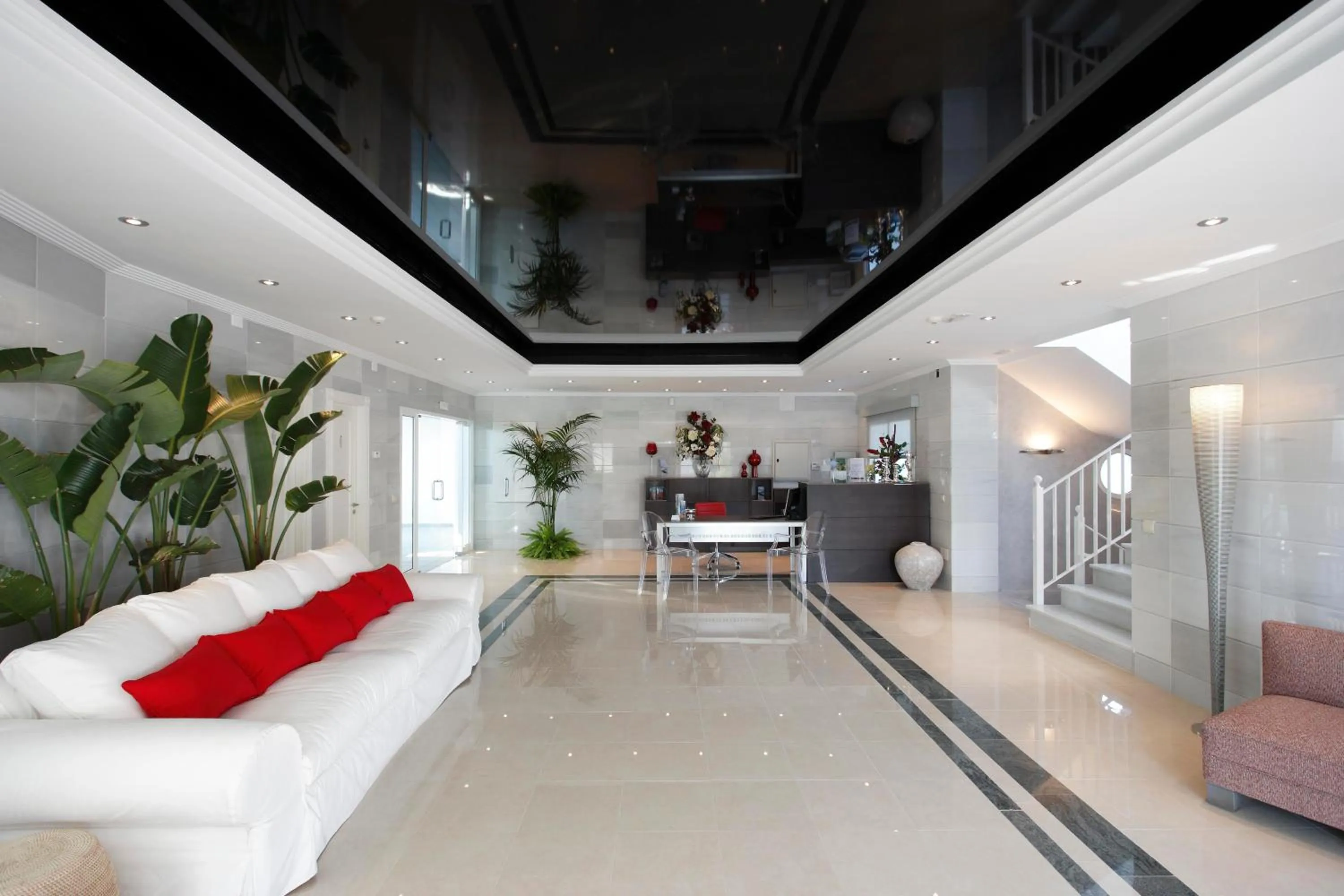 Lobby or reception in Apartamentos Marina Turquesa