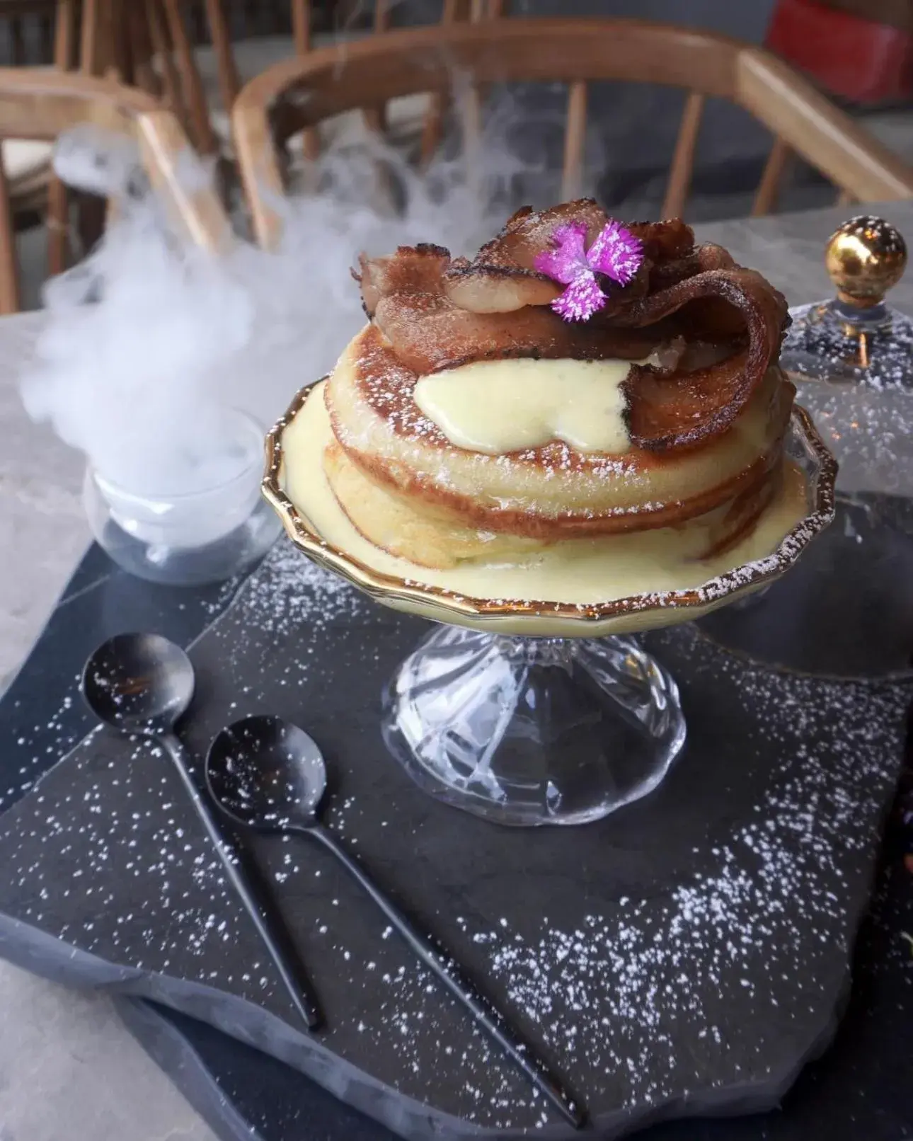 Restaurant/places to eat in Hotel Living by Armoniko Restaurant/places to eat in Hotel Living by Armoniko