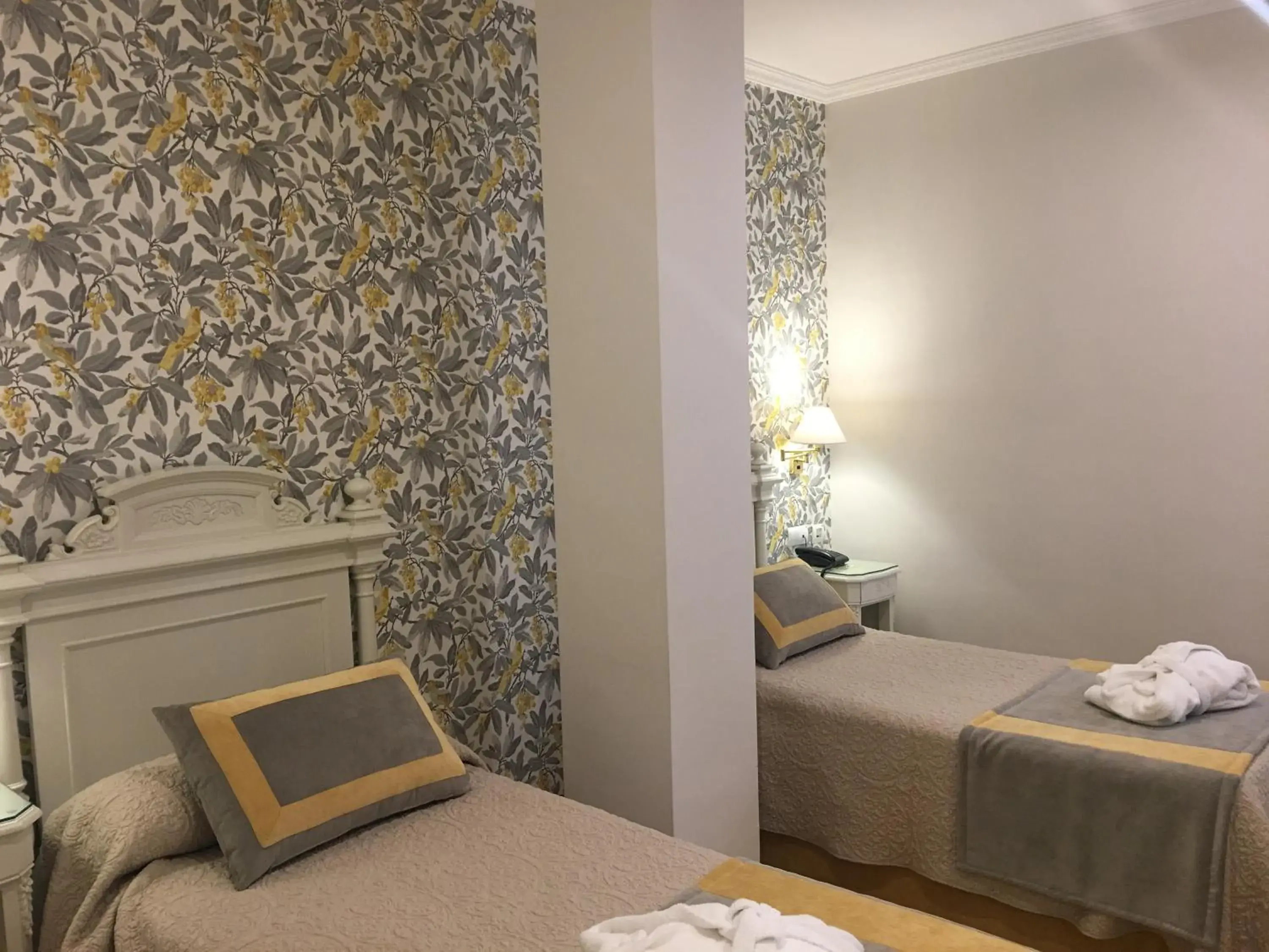 Bedroom, Bed in Adriano Boutique Sevilla Bedroom, Bed in Adriano Boutique Sevilla