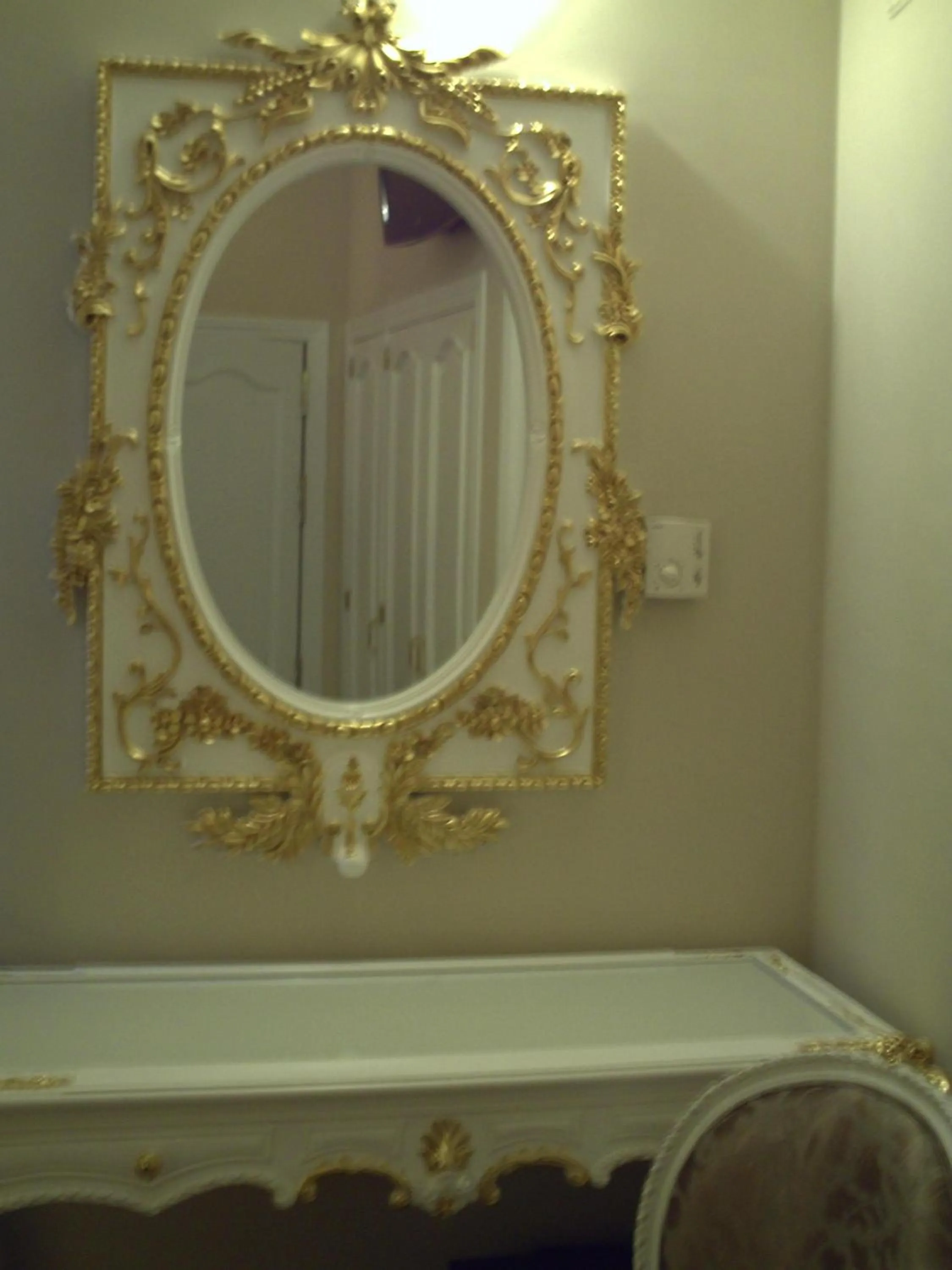 Decorative detail in Adriano Boutique Sevilla