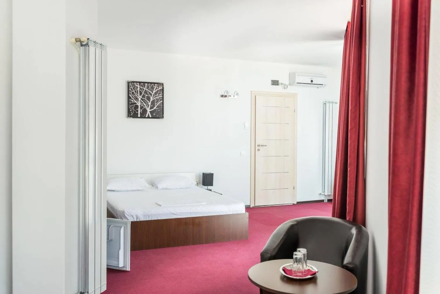 Twin Room in Live Tulcea Hotel