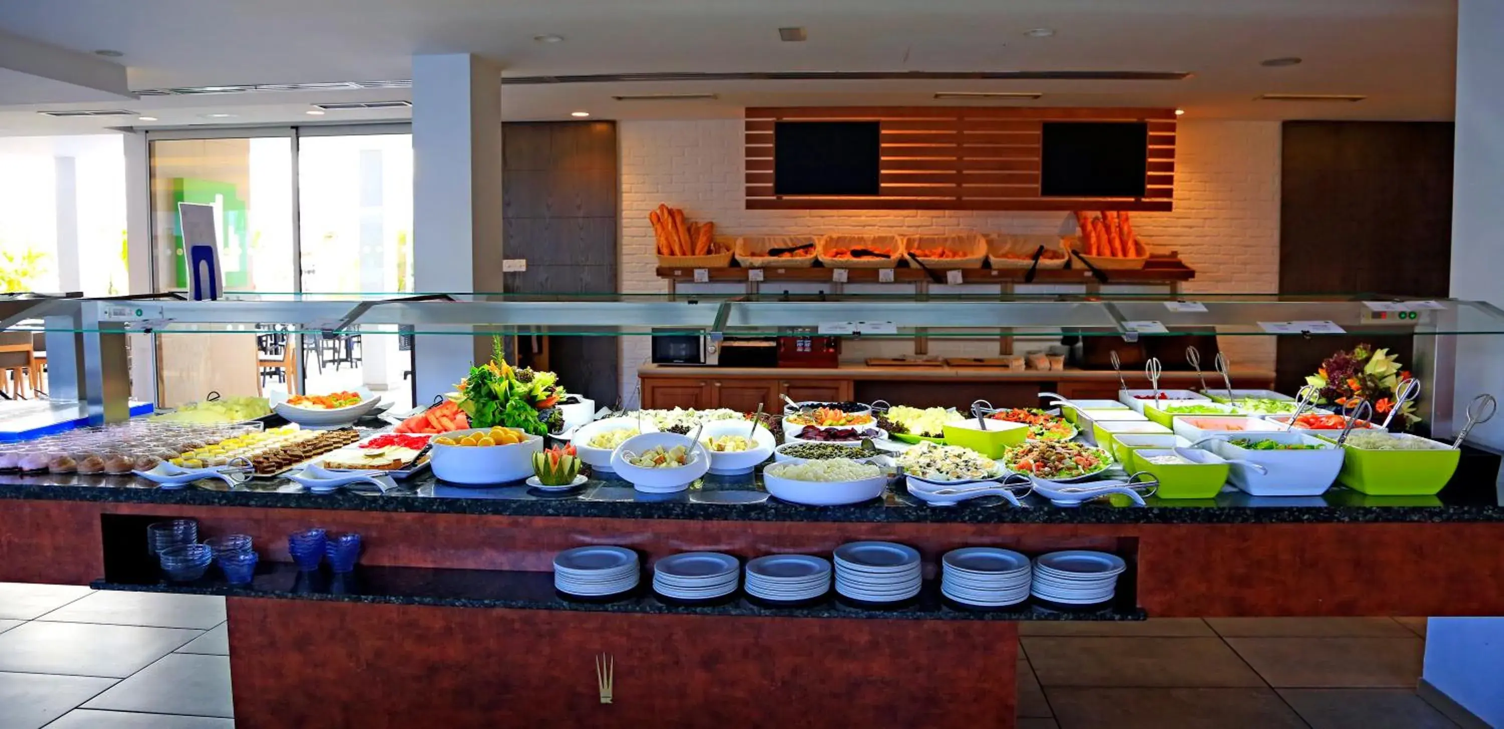 Breakfast in Akeah Broncemar Breakfast in Akeah Broncemar