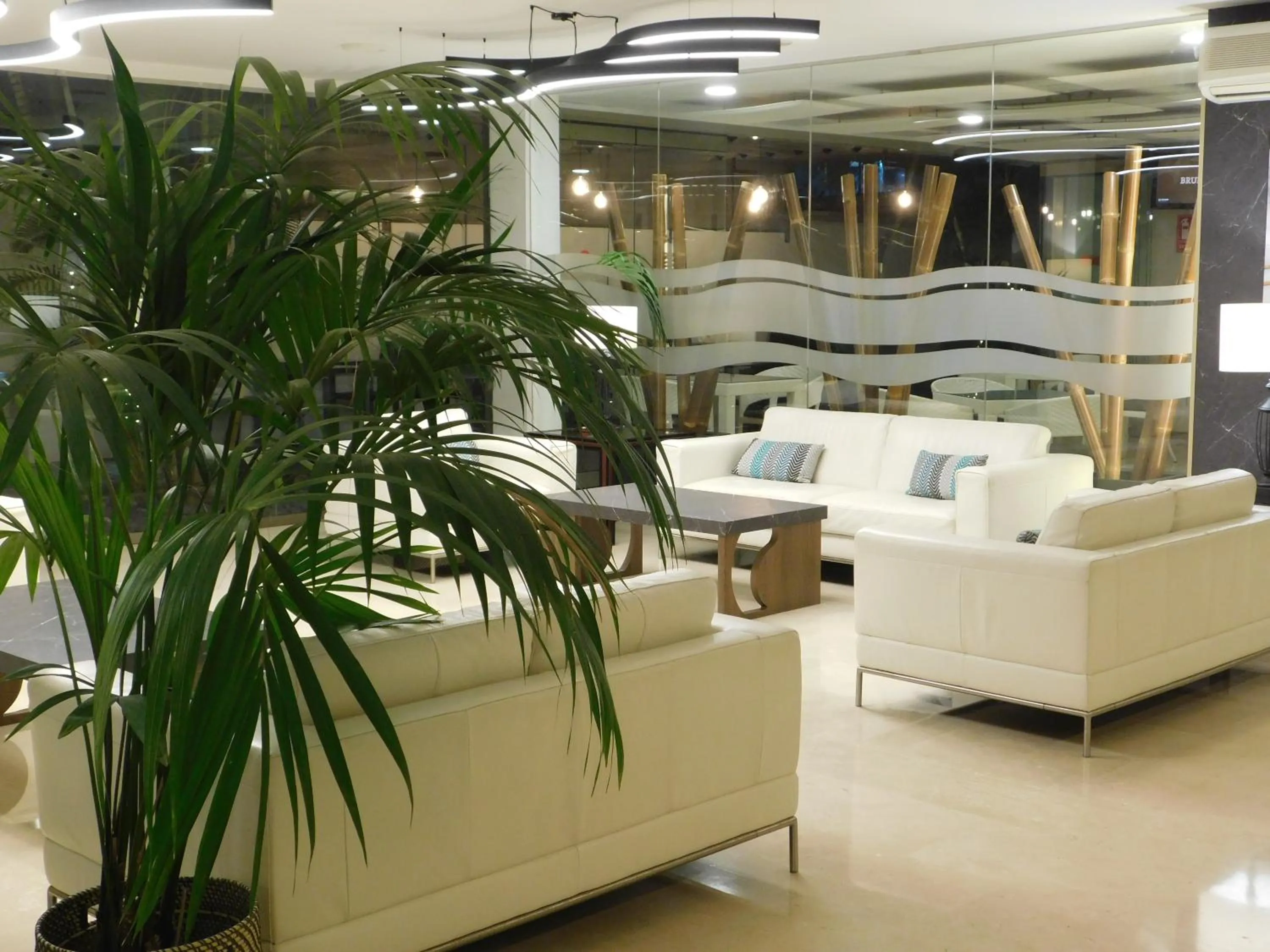 Property building in Hotel Colon Rambla