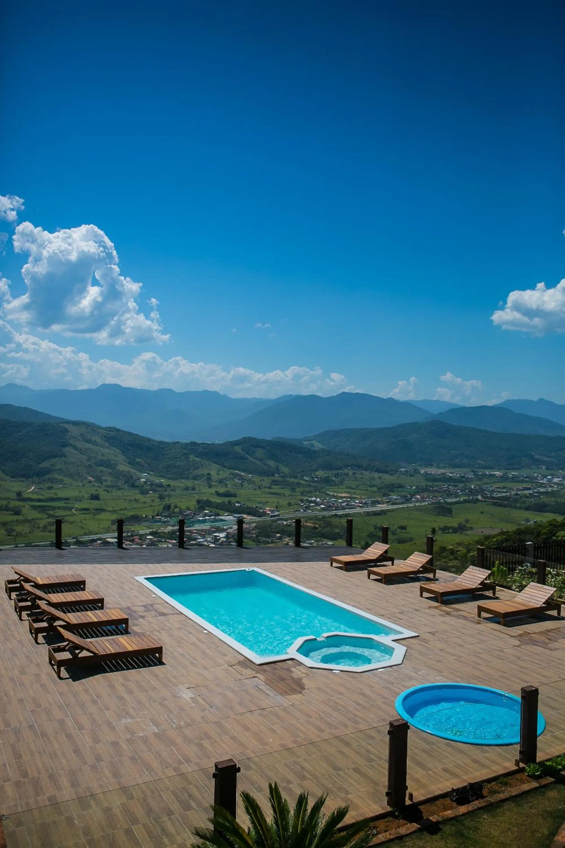 Pool view in Eco Mirante Hotel