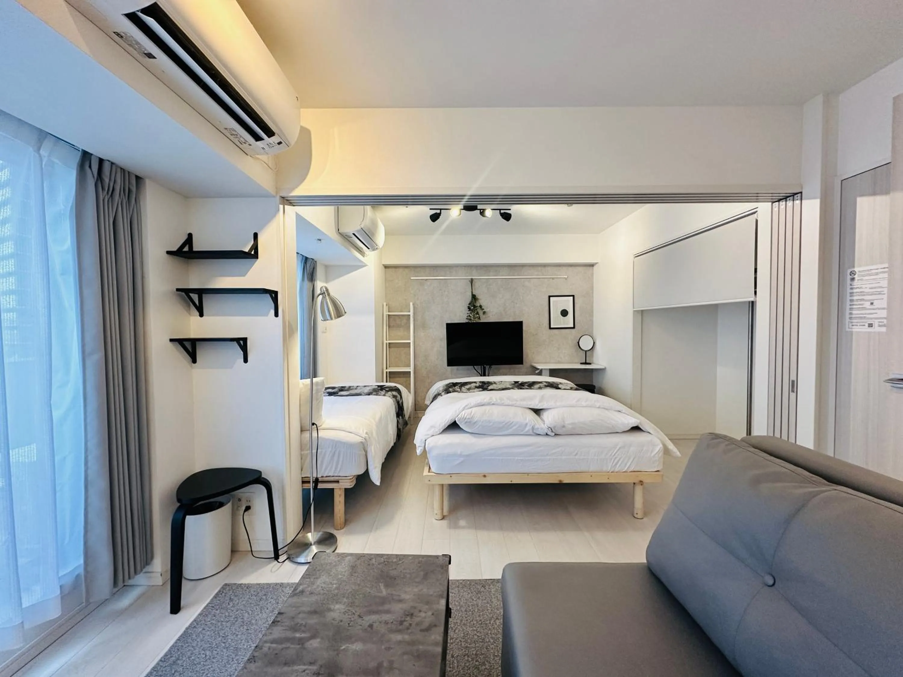 Photo of the whole room, Bed in FLOWER TERRACE Higashi Shinjuku