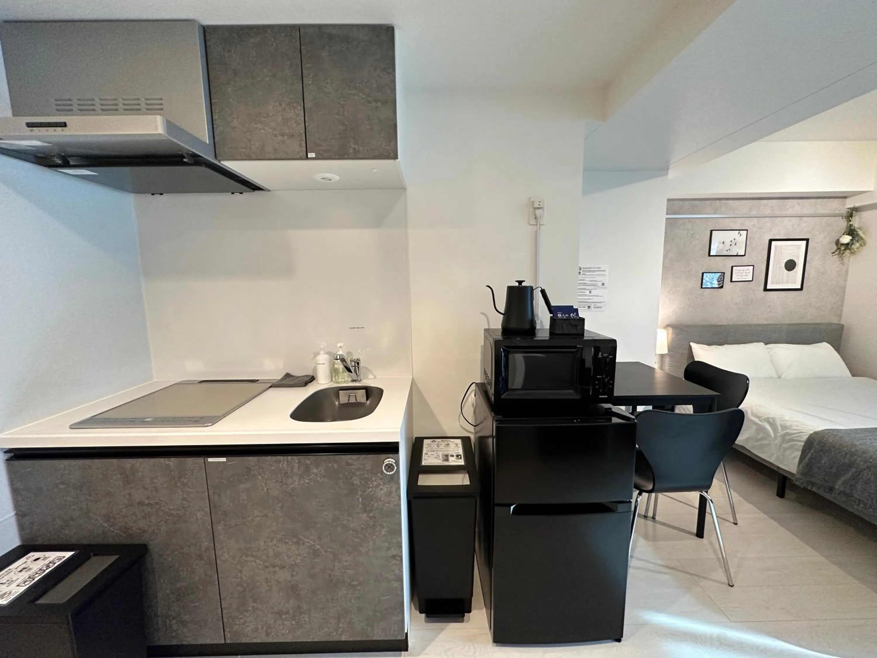 Photo of the whole room, Bed in FLOWER TERRACE Higashi Shinjuku