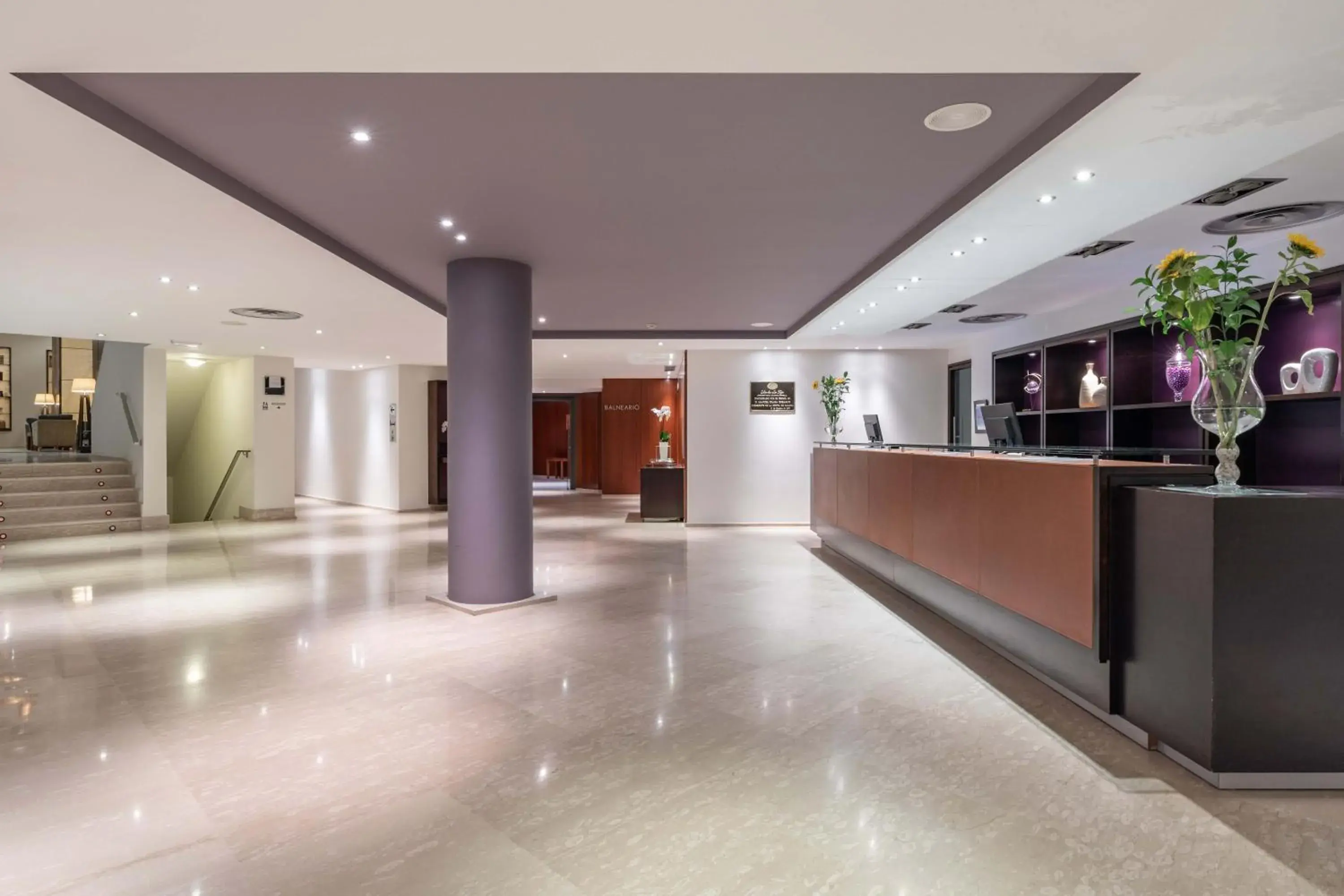Lobby or reception in Eurostars Isla de La Toja Lobby or reception in Eurostars Isla de La Toja