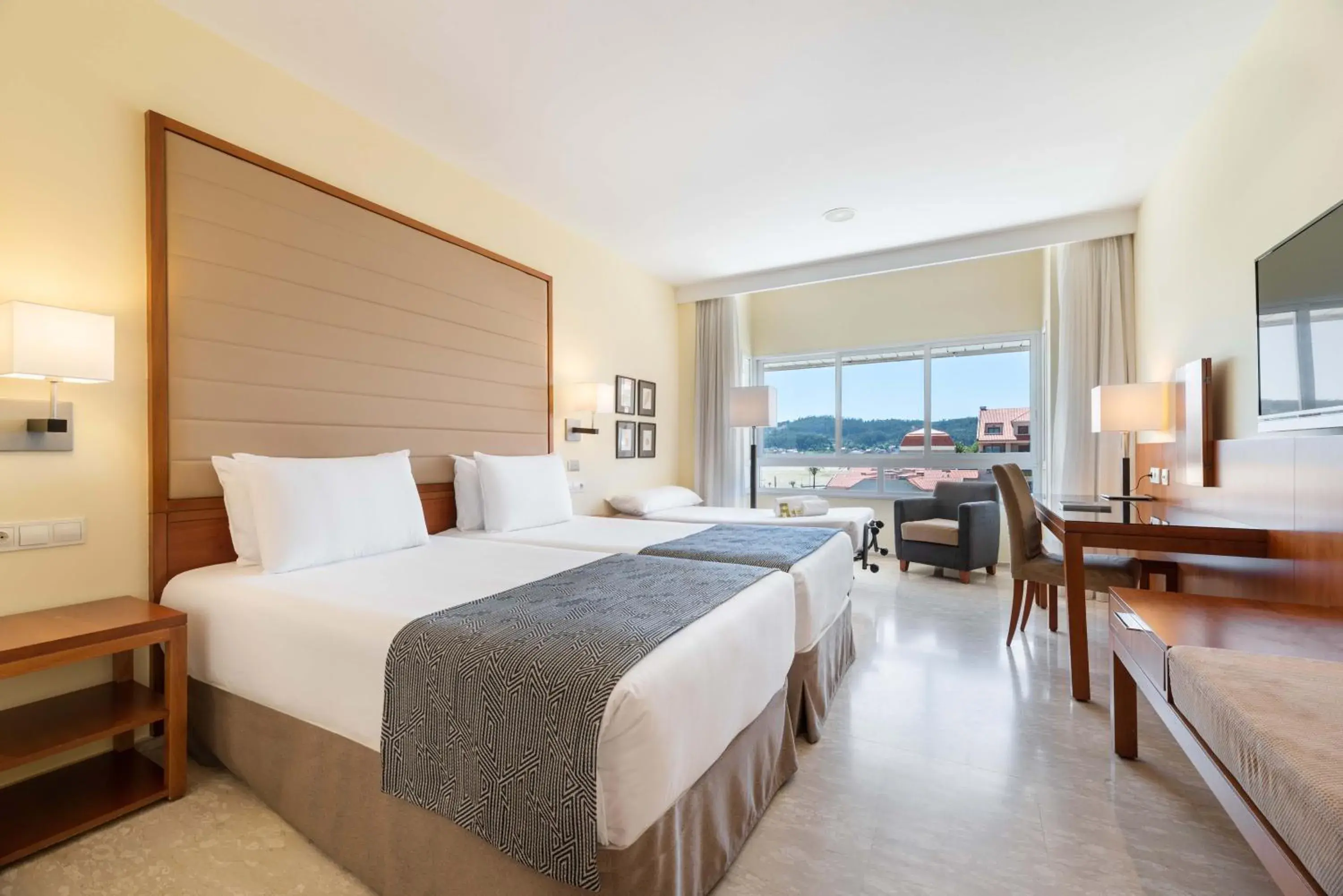 Triple Room in Eurostars Isla de La Toja Triple Room in Eurostars Isla de La Toja