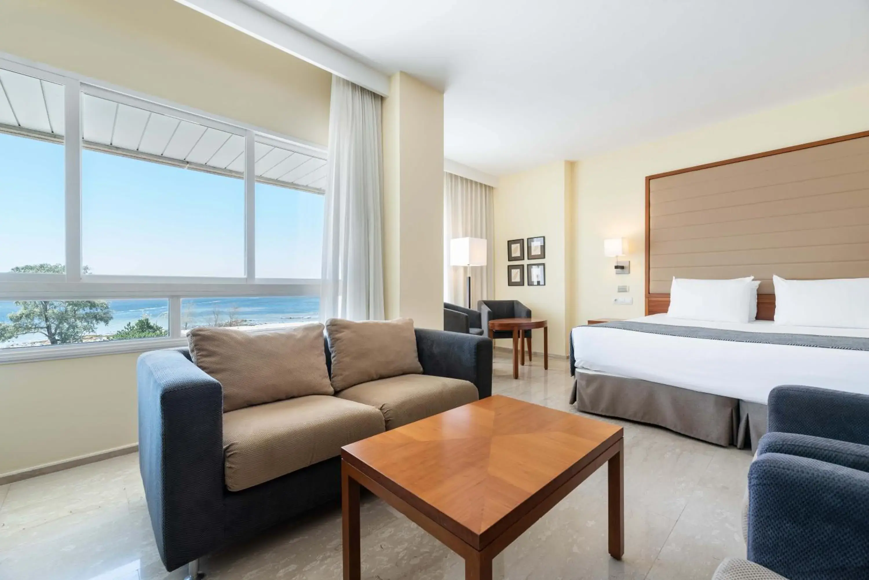 Living room, Bed in Eurostars Isla de La Toja Living room, Bed in Eurostars Isla de La Toja