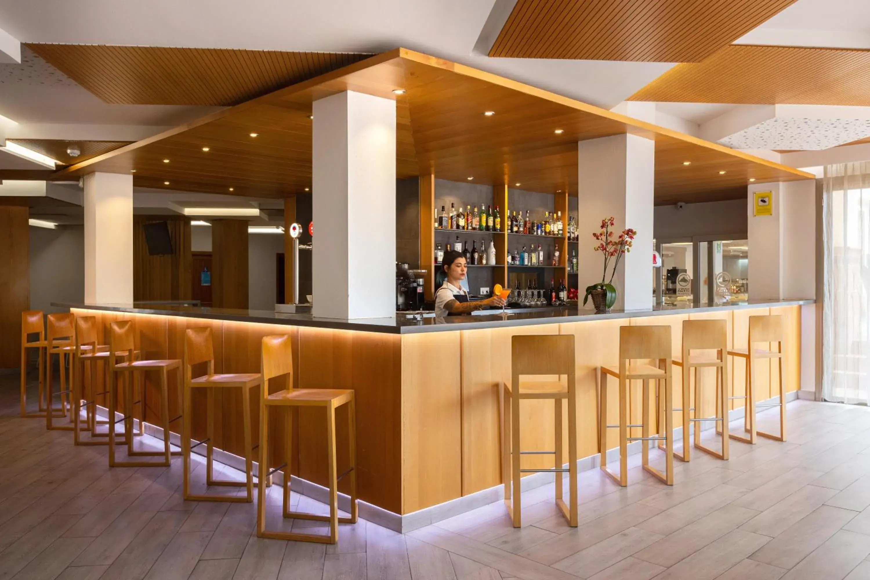 Lounge or bar in Invisa Hotel Es Pla - Adults Only Lounge or bar in Invisa Hotel Es Pla - Adults Only