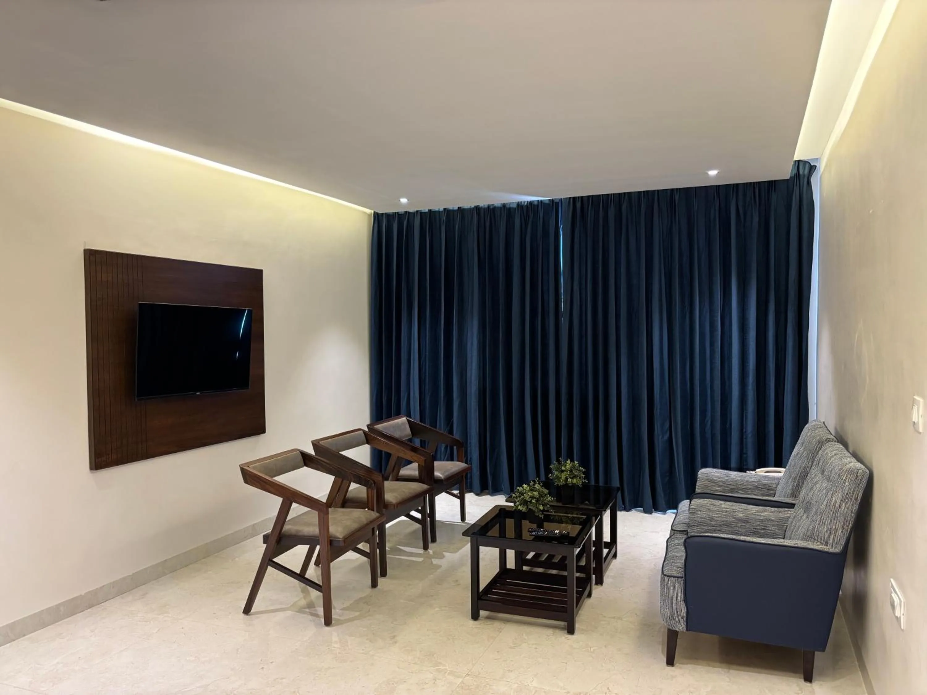 Seating area in Mayur Belgaum Presidency Hotel & Spa