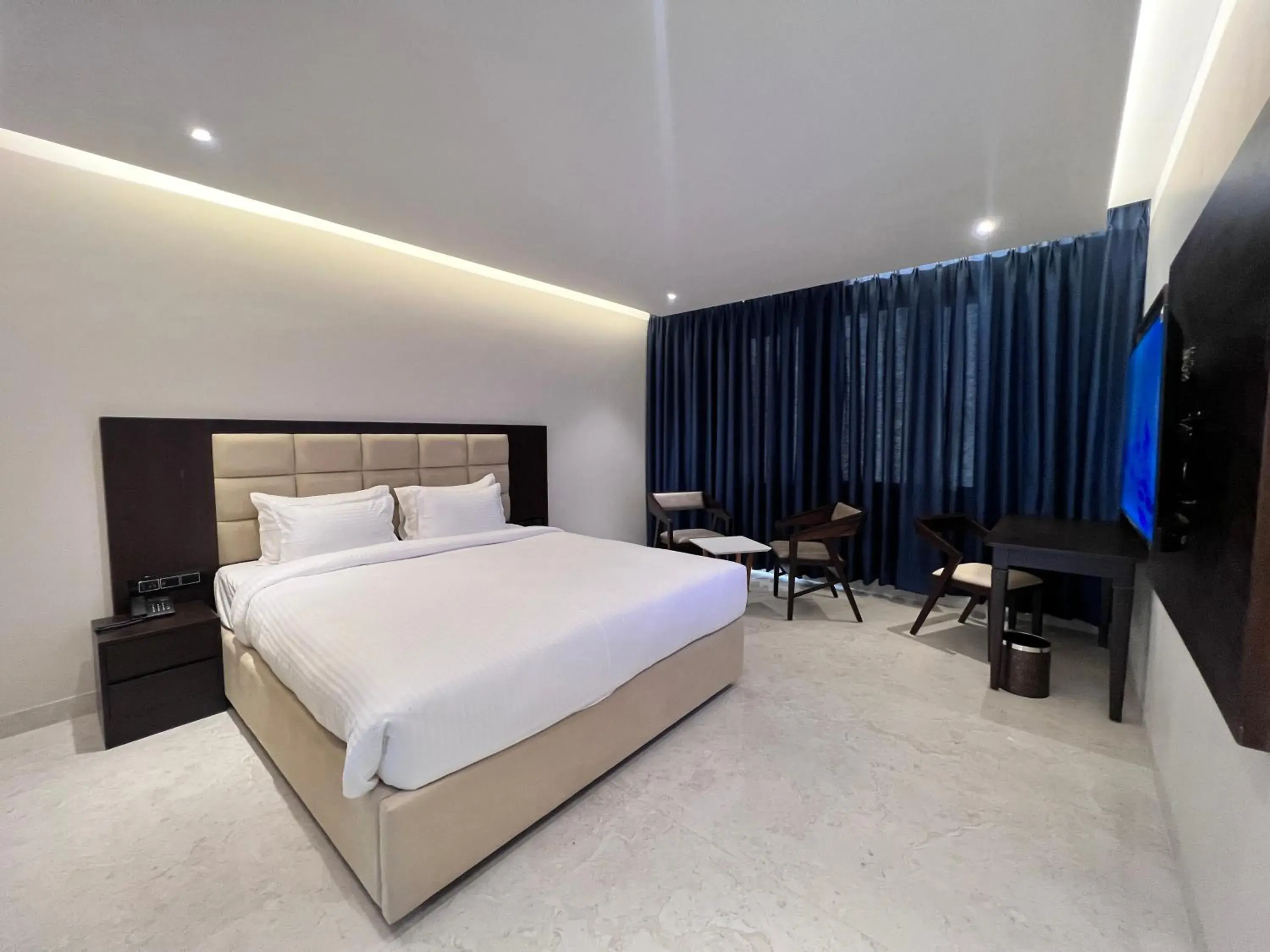 Bed in Mayur Belgaum Presidency Hotel & Spa Bed in Mayur Belgaum Presidency Hotel & Spa