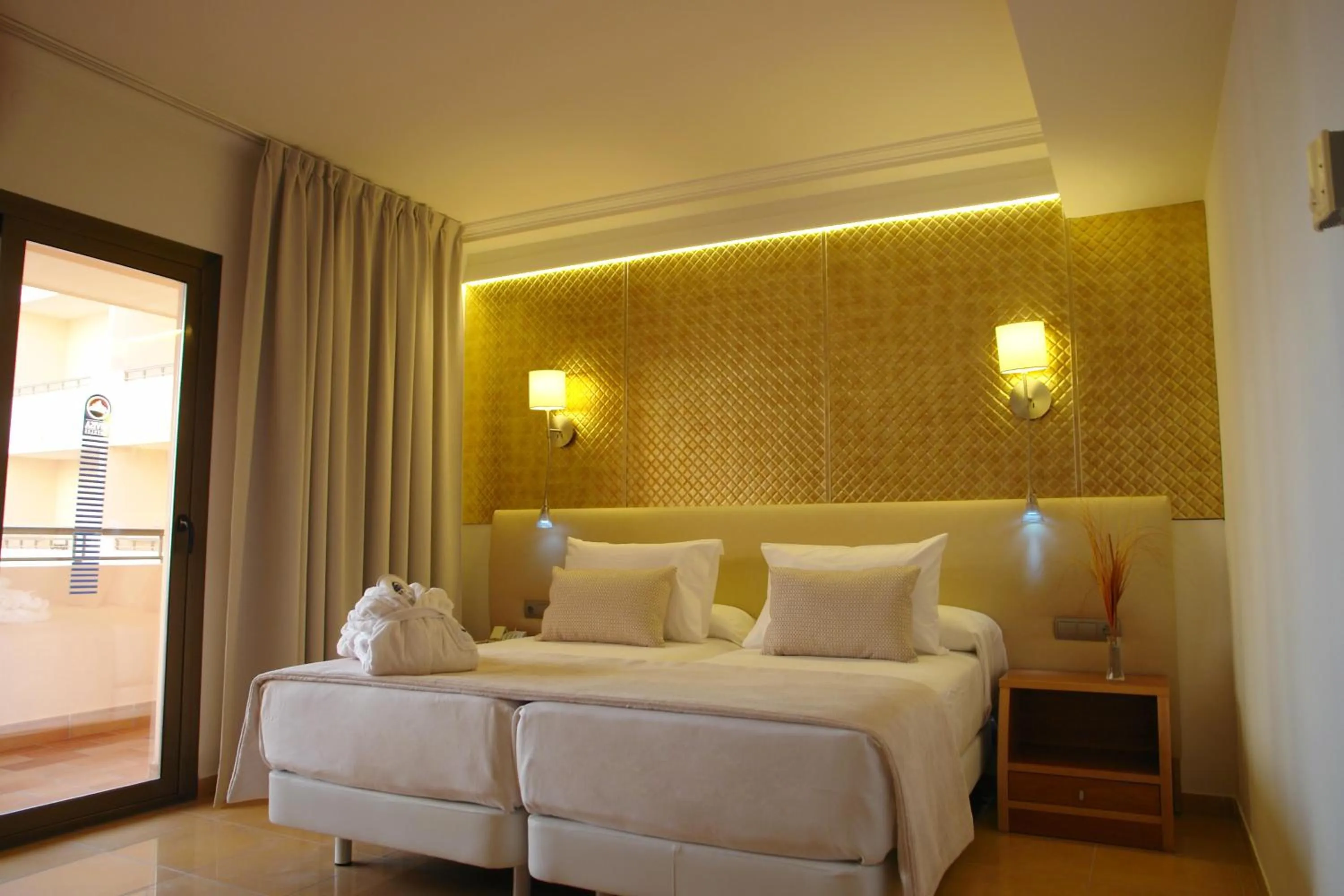 Photo of the whole room, Bed in Invisa Hotel La Cala