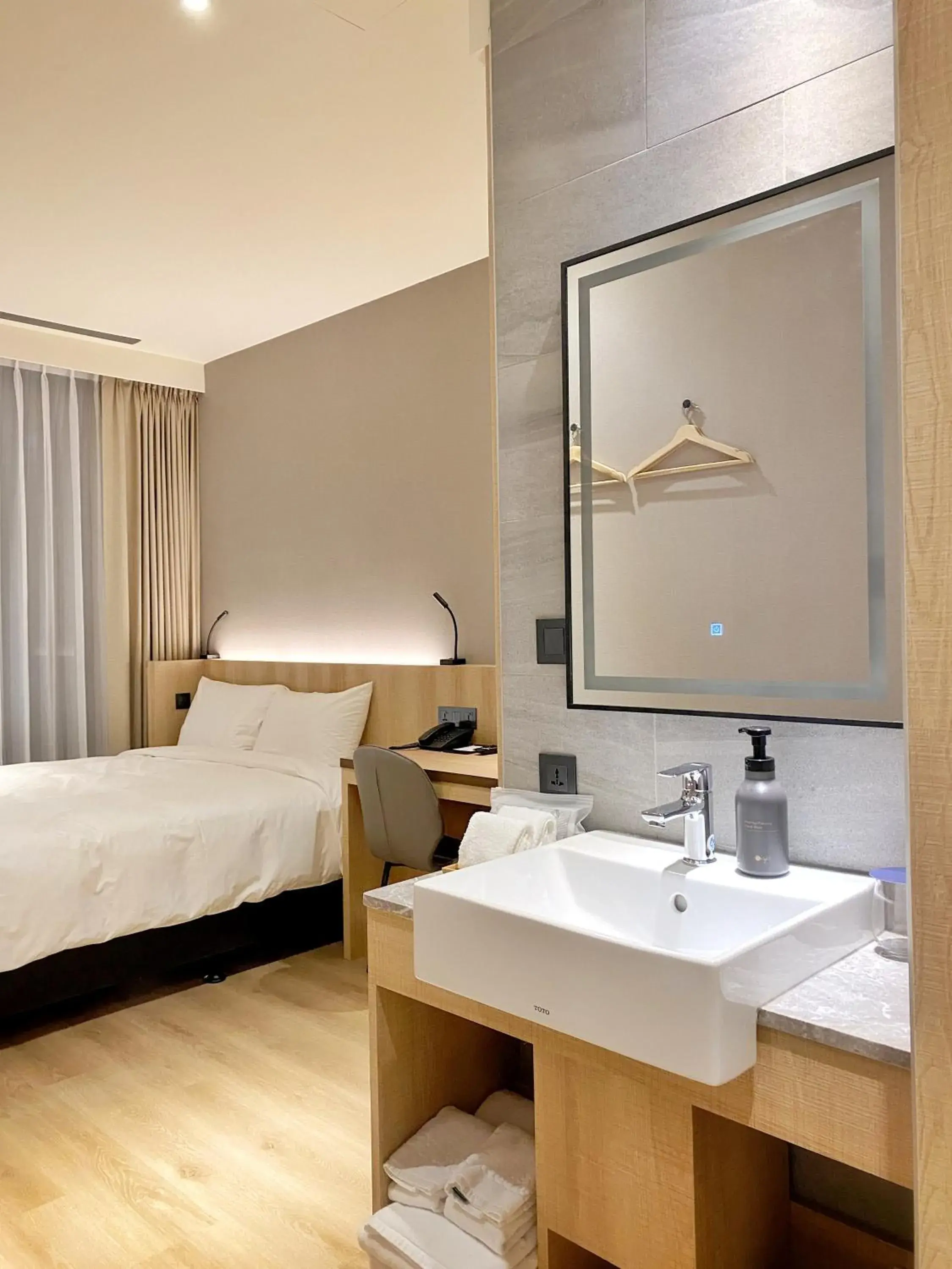 Double Room in alfar Hotel Double Room in alfar Hotel