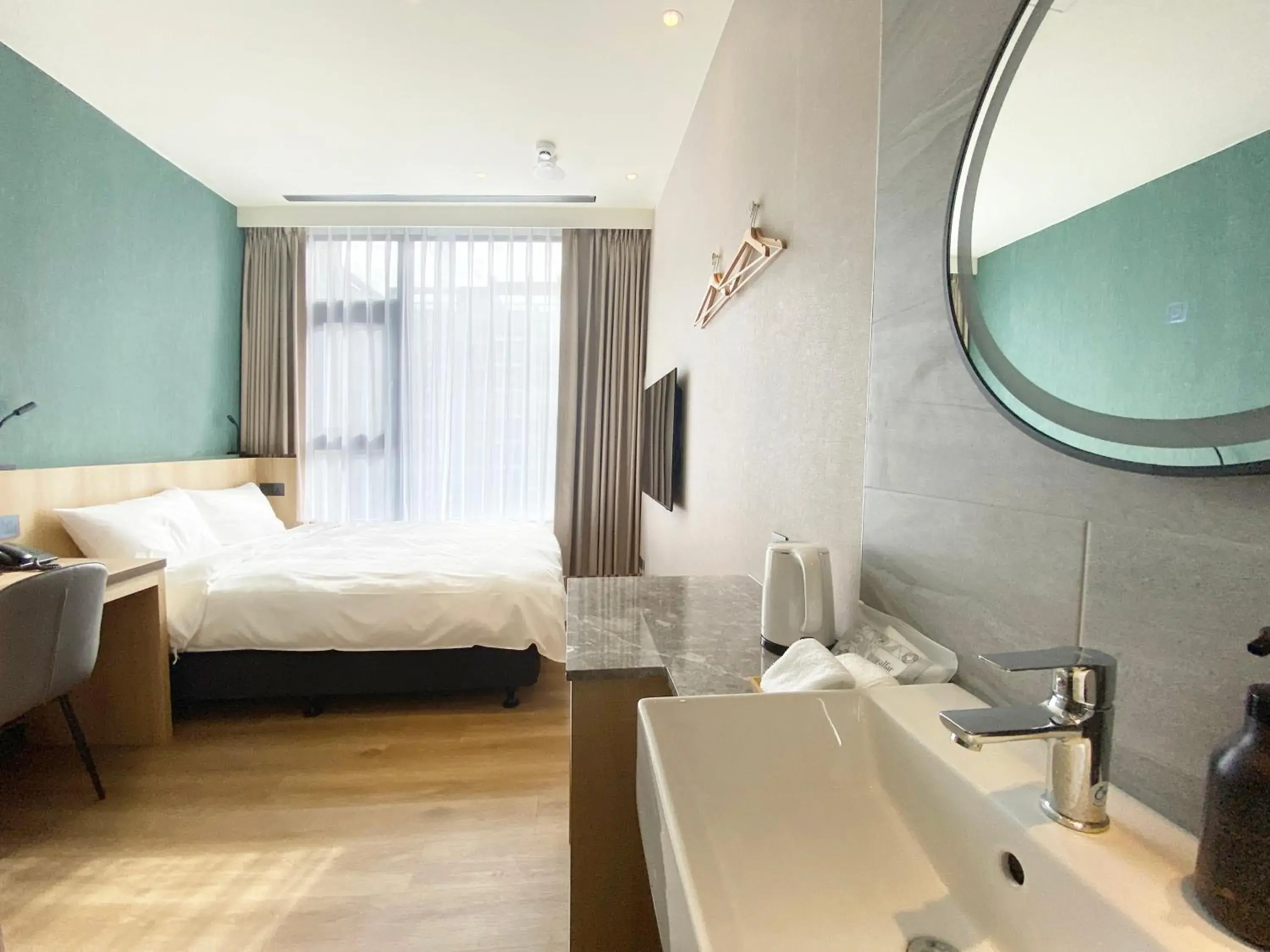 Photo of the whole room, Bed in alfar Hotel Photo of the whole room, Bed in alfar Hotel