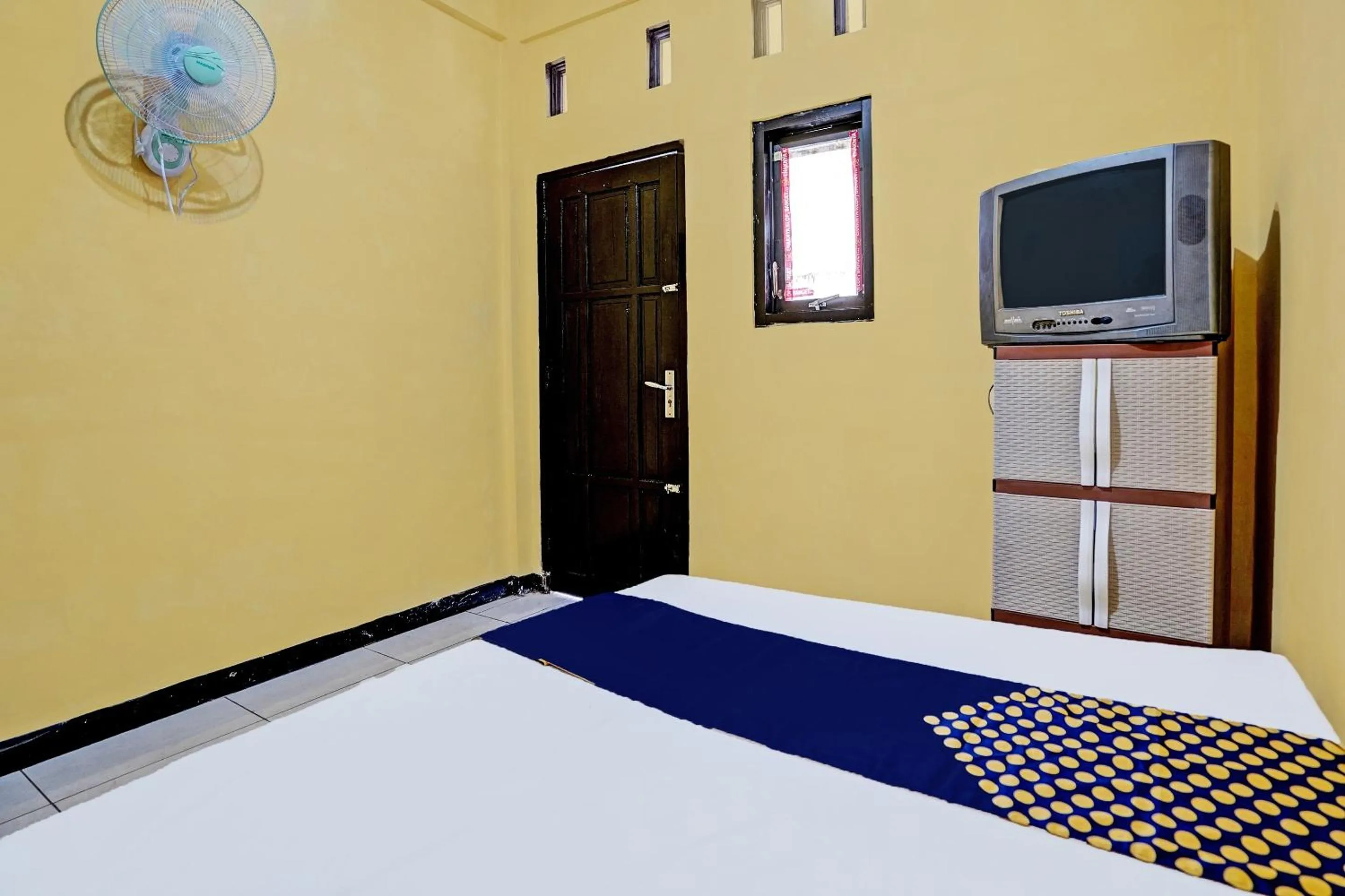 Bedroom, Bed in OYO Life 91947 Kost Barokah Syariah