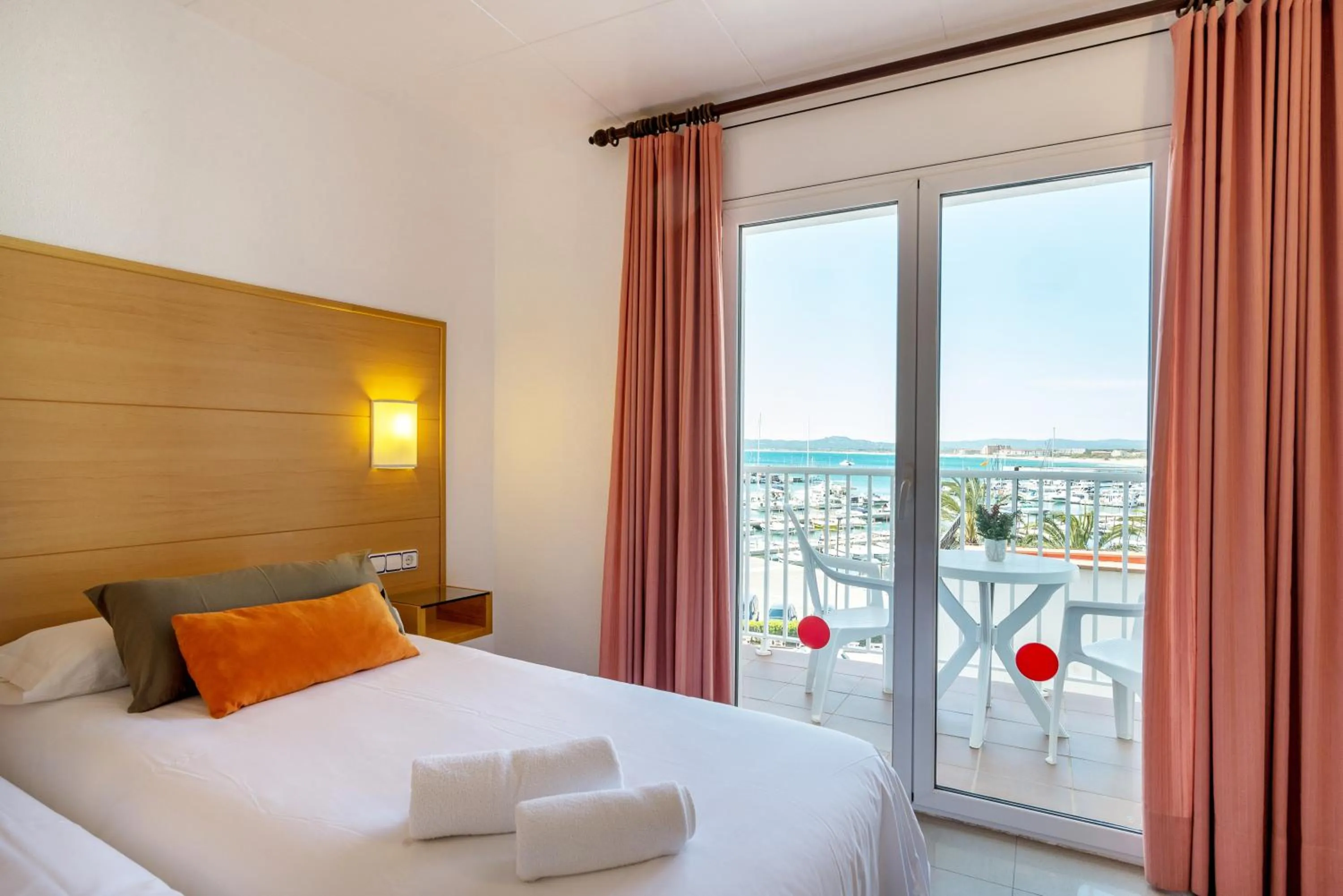 Balcony/Terrace in Hotel & Diving Les Illes