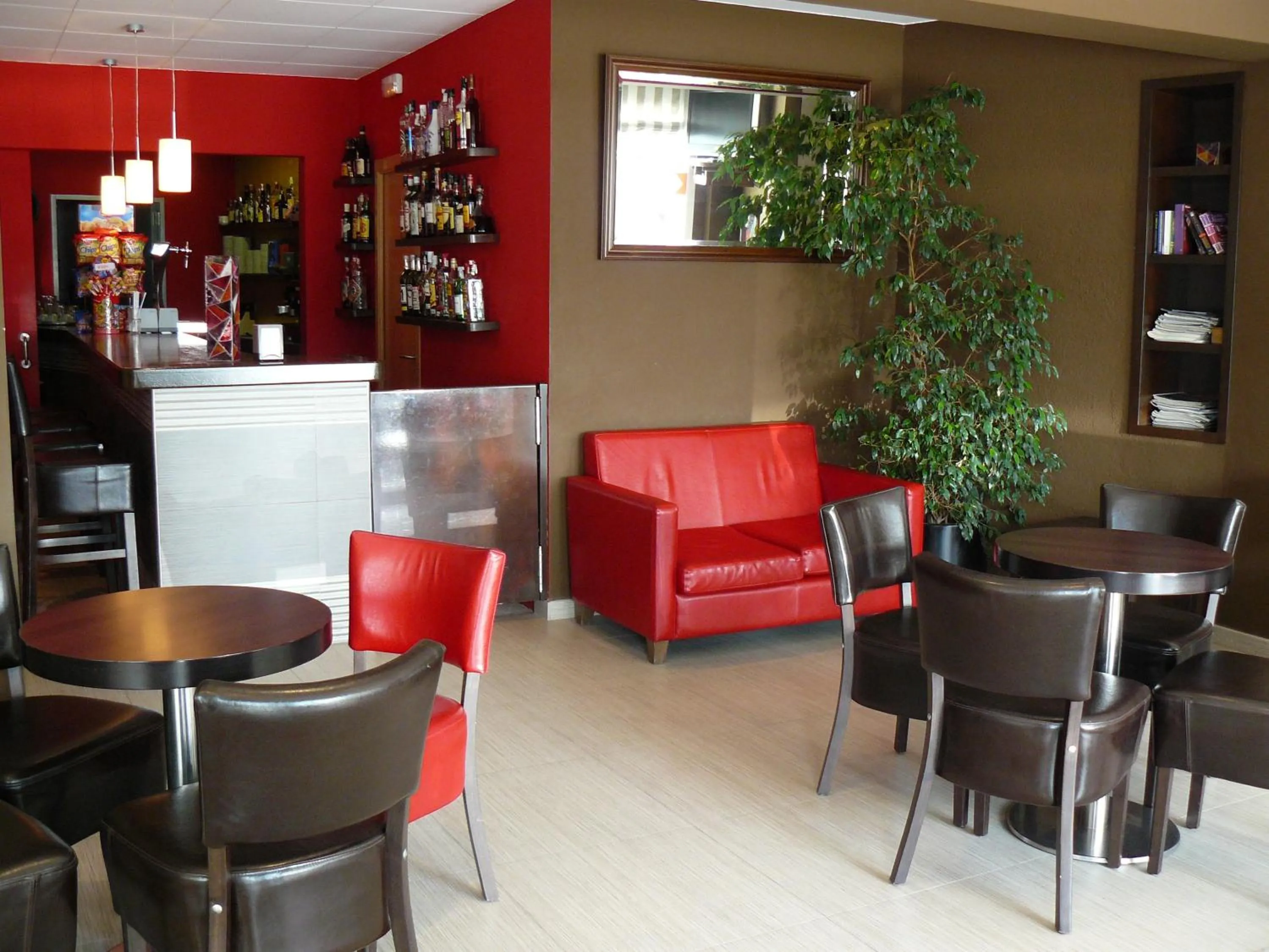 Library in Hotel & Diving Les Illes