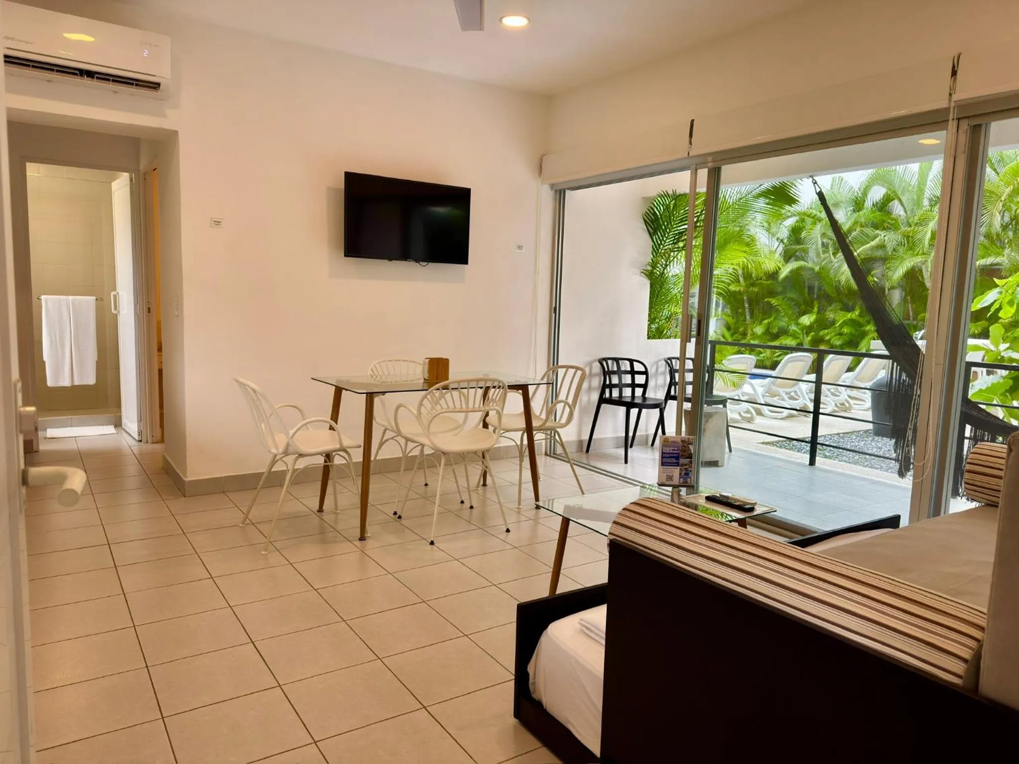 Papaya Condo Acapulco Diamante -Solo Adultos