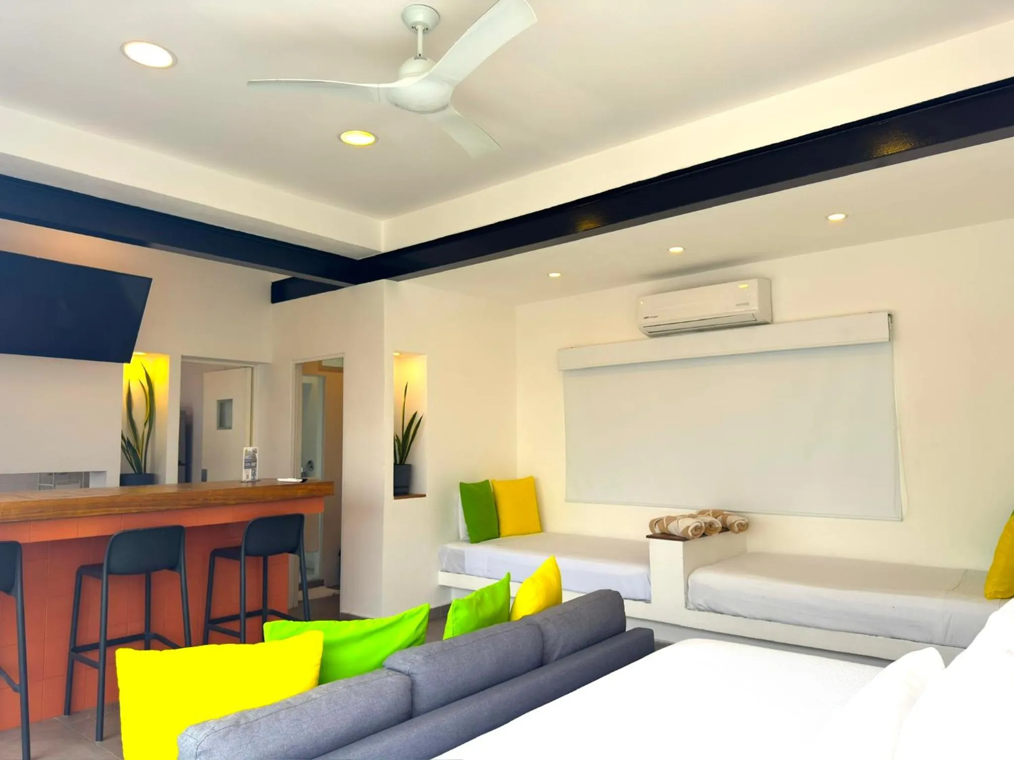 Papaya Condo Acapulco Diamante -Solo Adultos