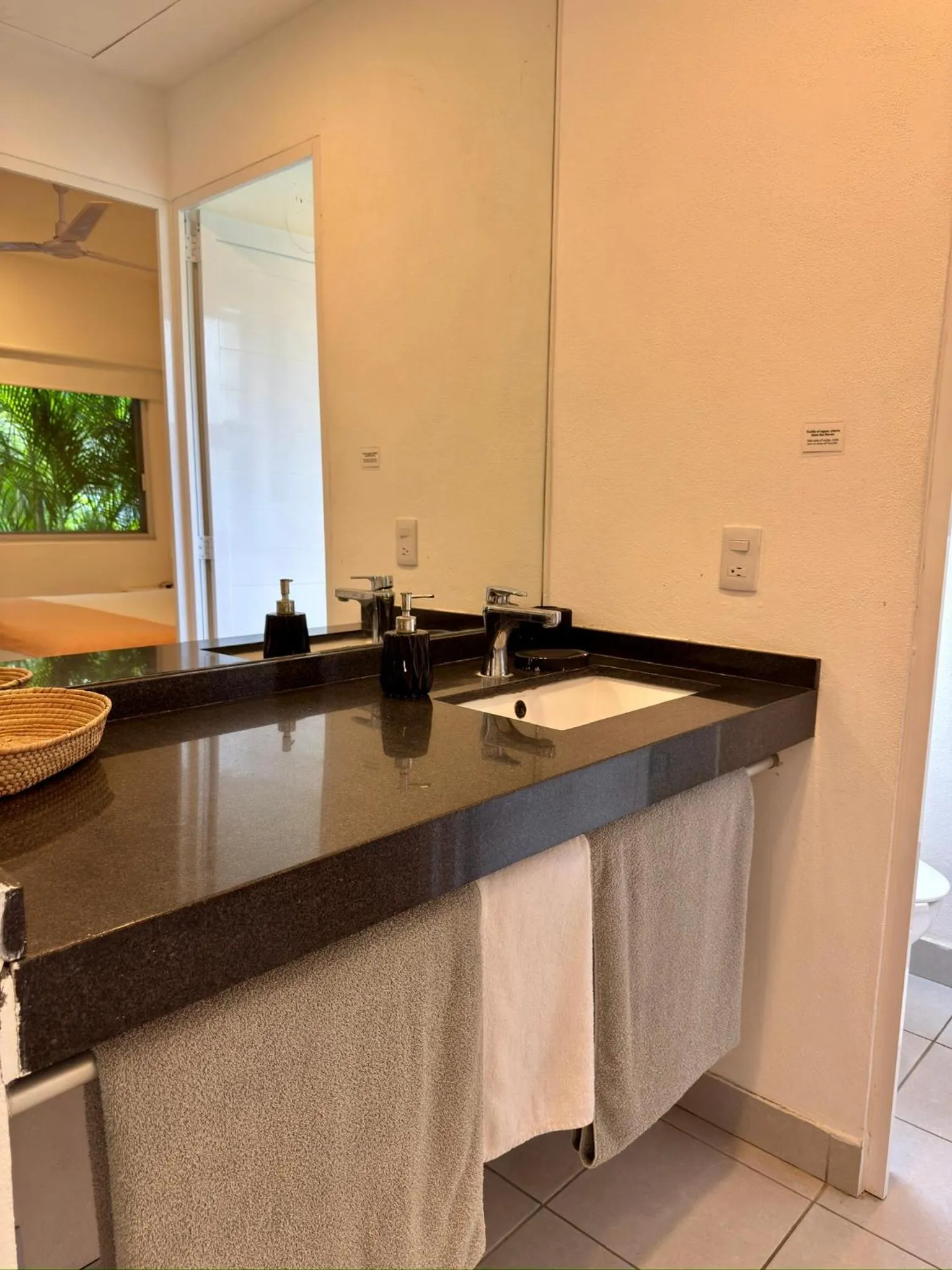 Papaya Condo Acapulco Diamante -Solo Adultos