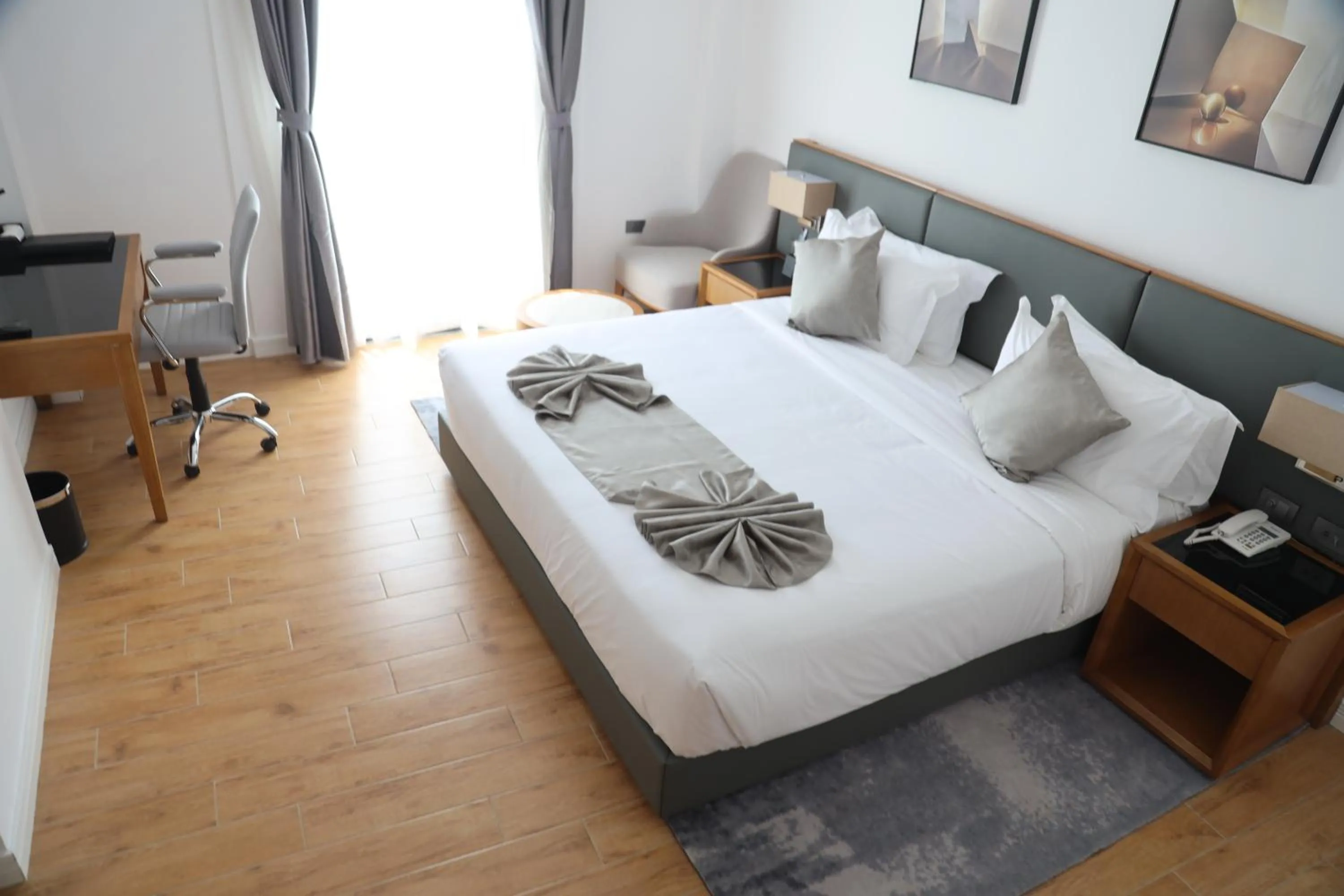 Bedroom, Bed in Hayes Hotel, Addis Ababa