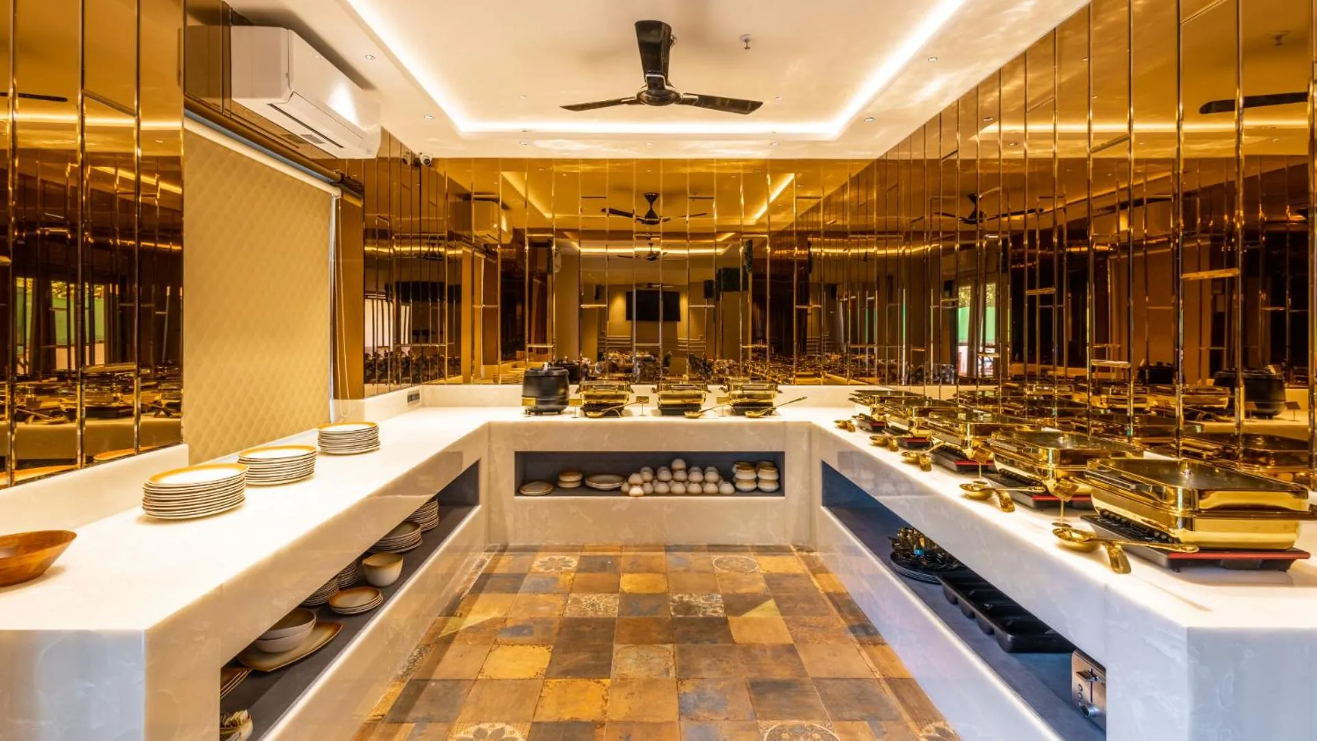 Restaurant/places to eat in Renest Calangute Goa