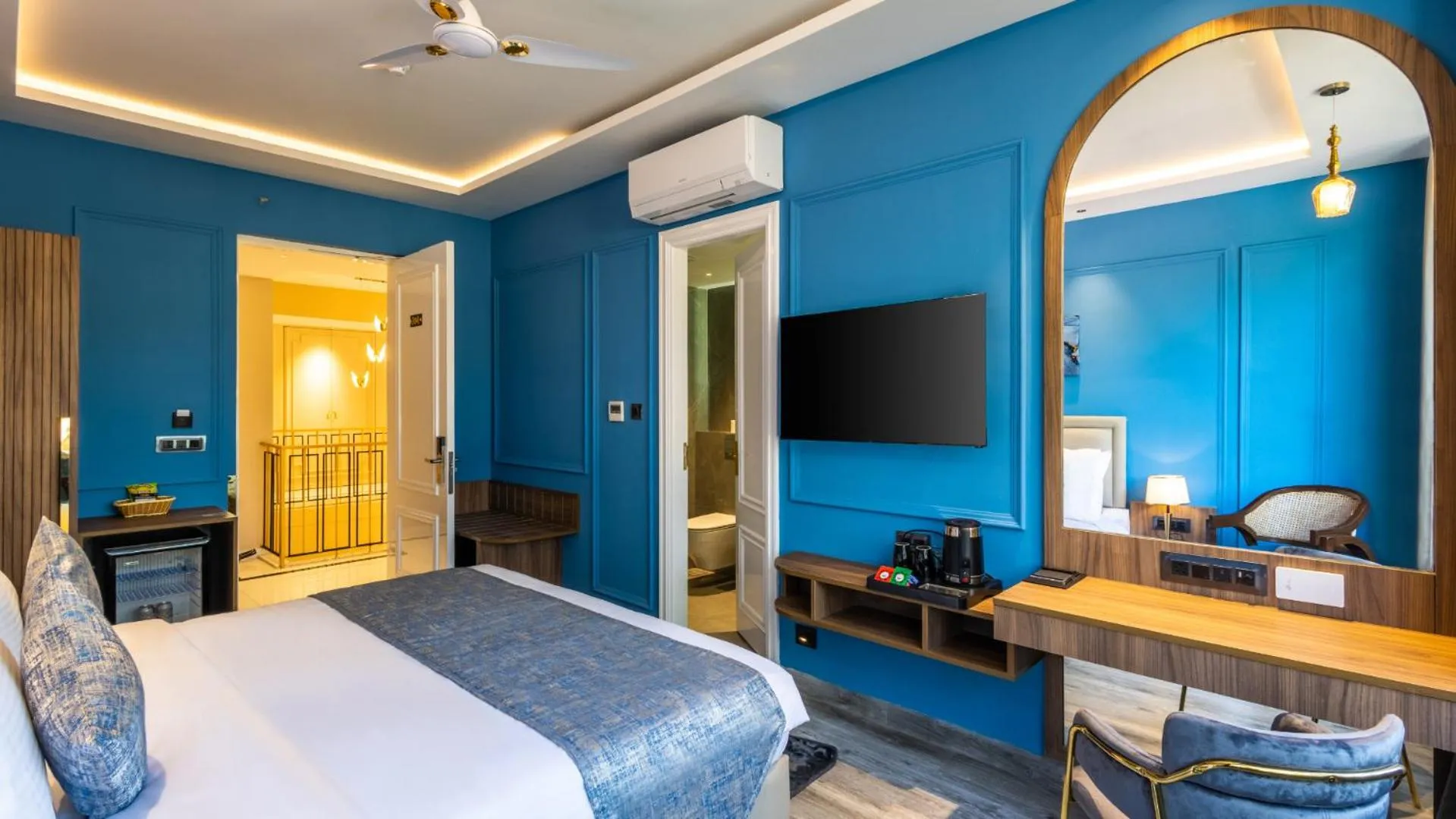 Bedroom, Bed in Renest Calangute Goa