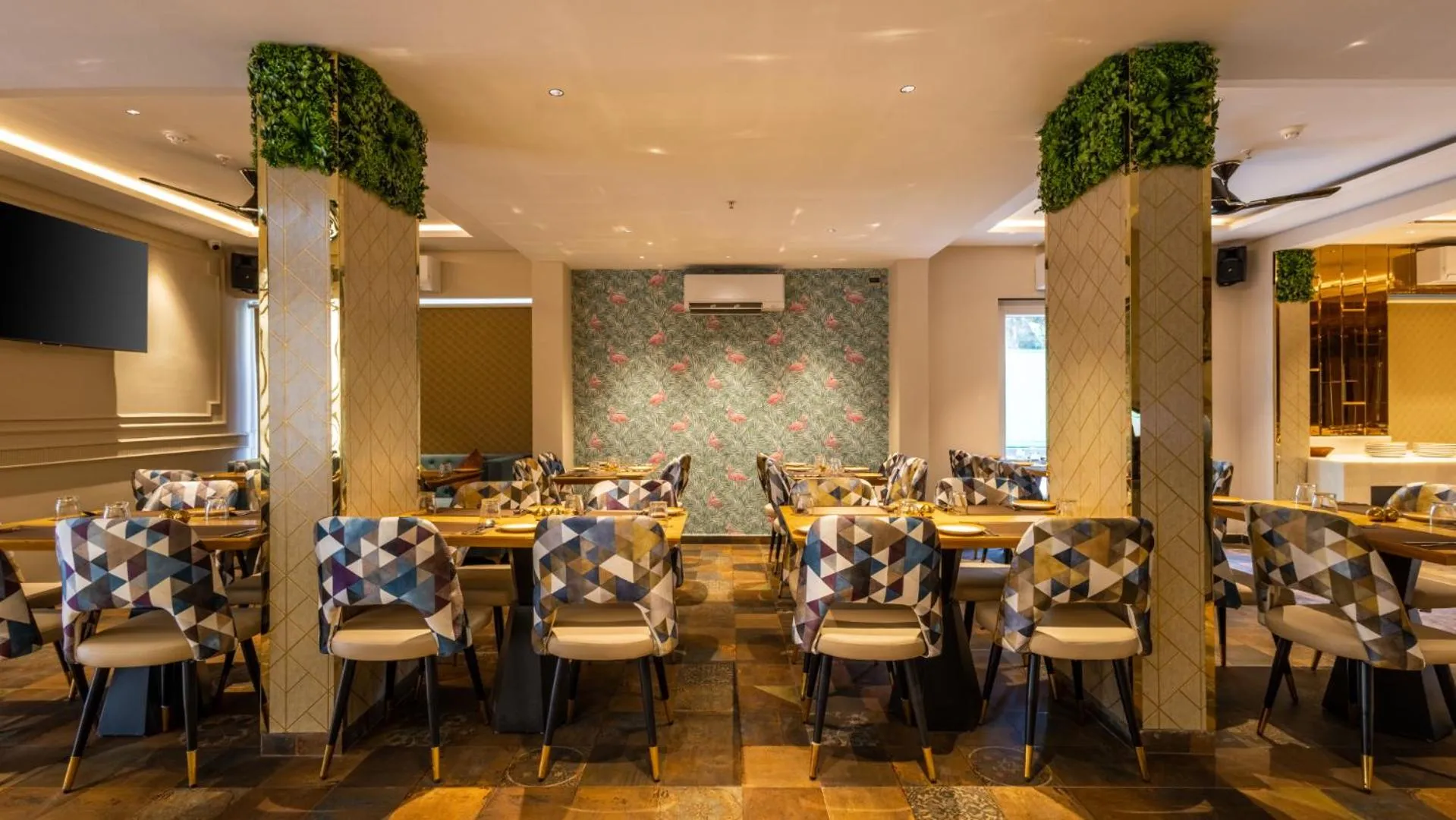 Restaurant/places to eat in Renest Calangute Goa