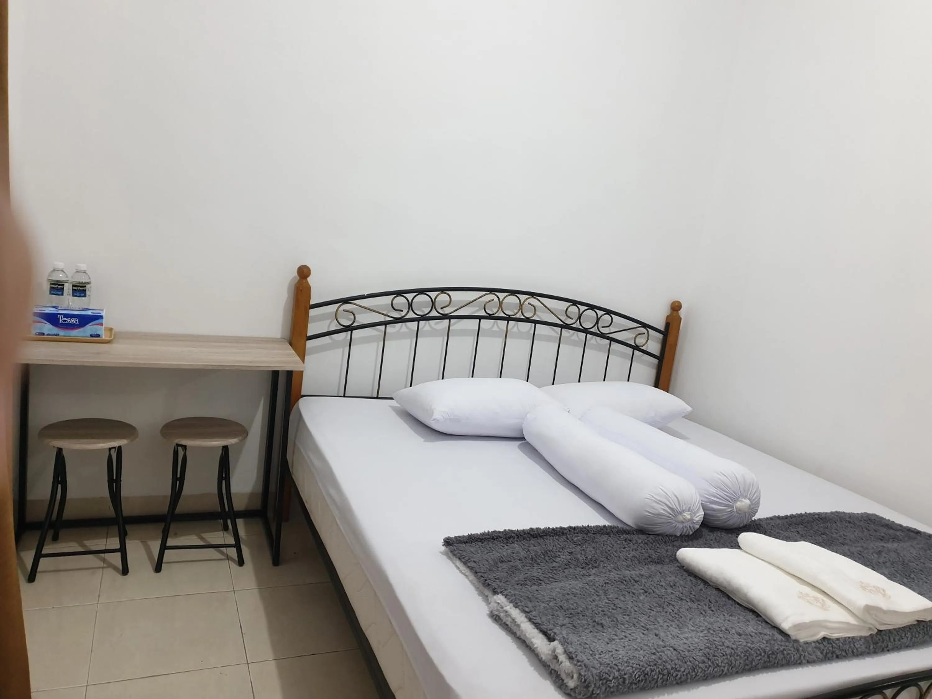 Bed in HAPDESKO HOMESTAY
