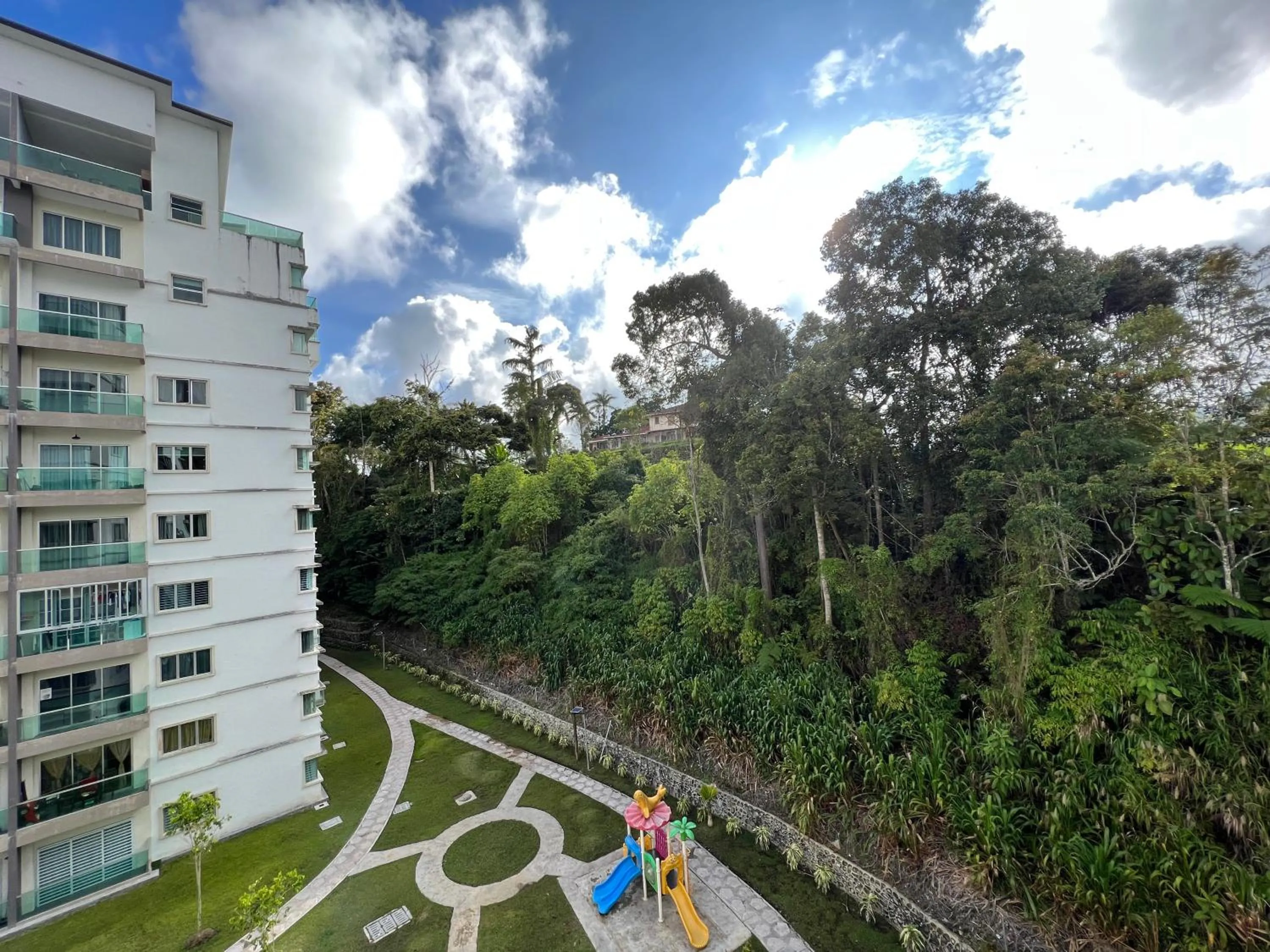 Natural landscape in Cozystay @ The Quintet, Cameron