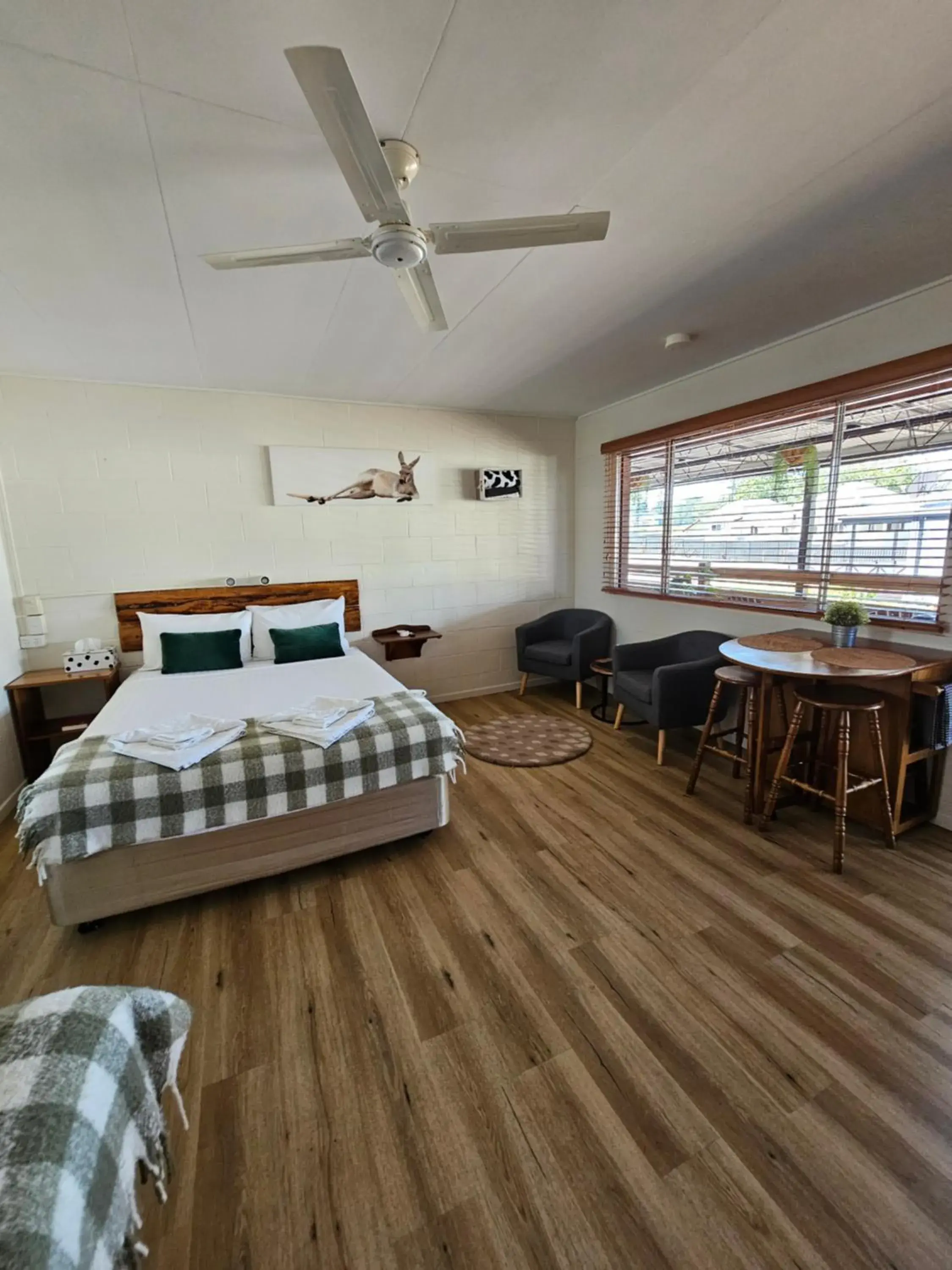 Standard Twin Room in Kilcoy Motel Standard Twin Room in Kilcoy Motel